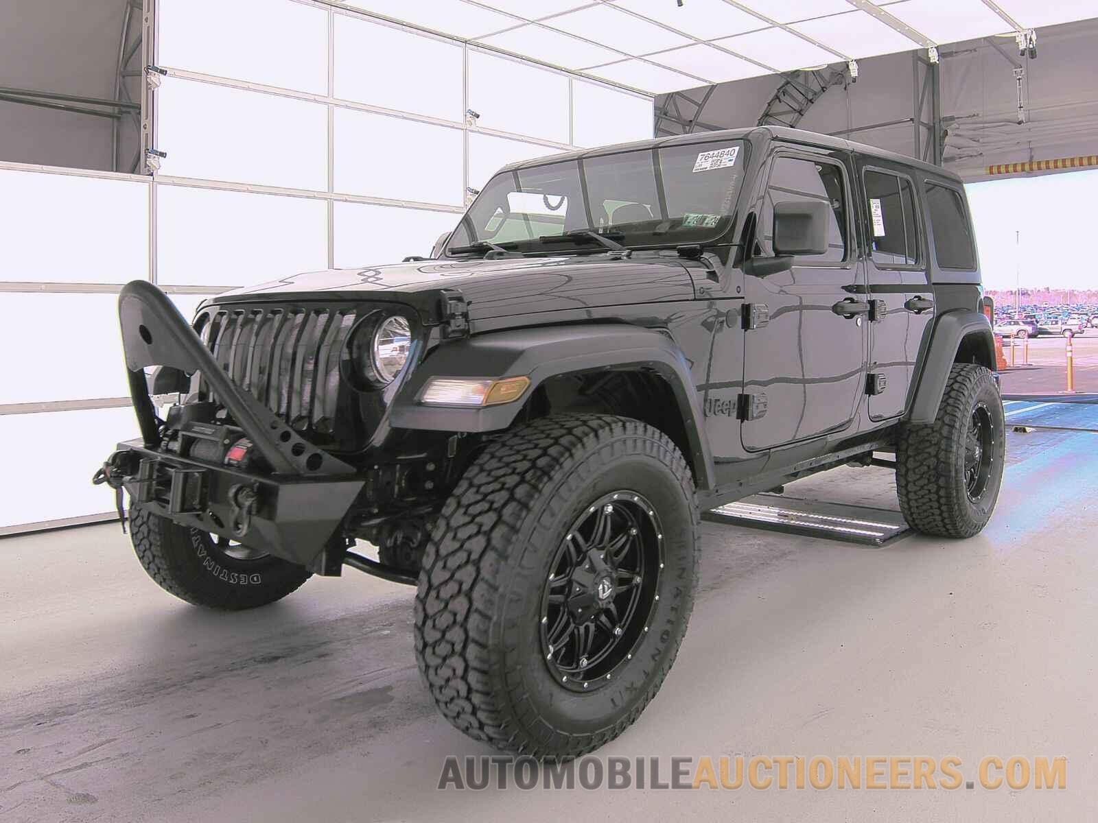 1C4HJXDG4JW134587 Jeep Wrangler Unlimited 2018