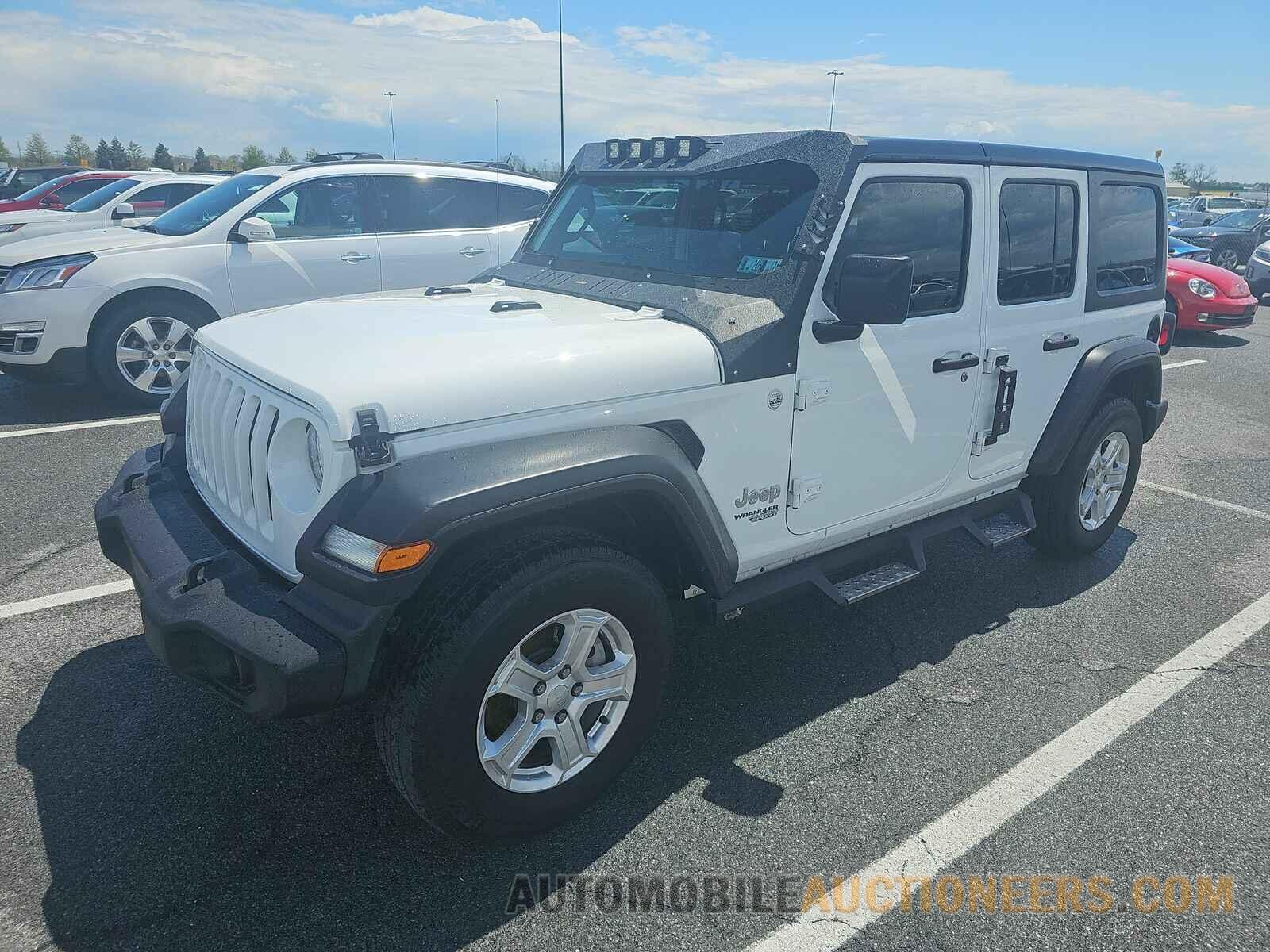 1C4HJXDG8JW269992 Jeep Wrangler Unlimited 2018