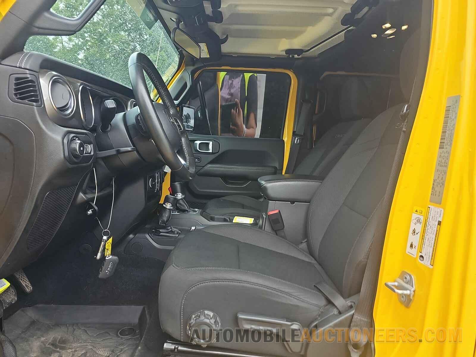 1C4HJXEN6KW501245 Jeep Wrangler Unlimited 2019