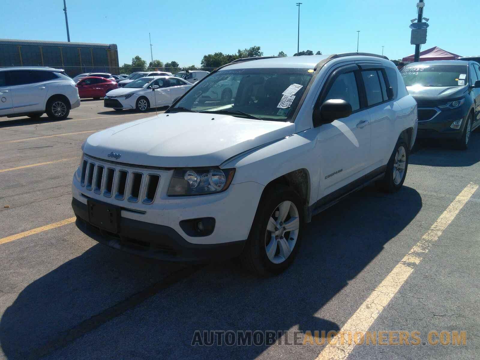 1C4NJCBA4GD753799 Jeep Compass 2016