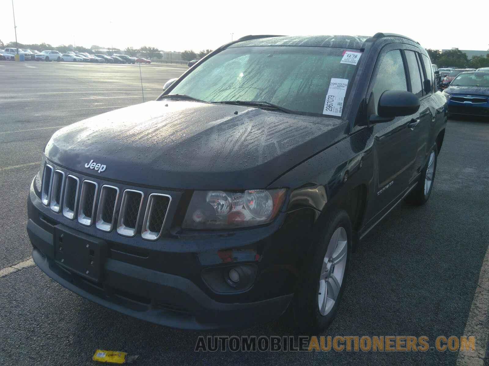 1C4NJCBB9GD575882 Jeep Compass 2016