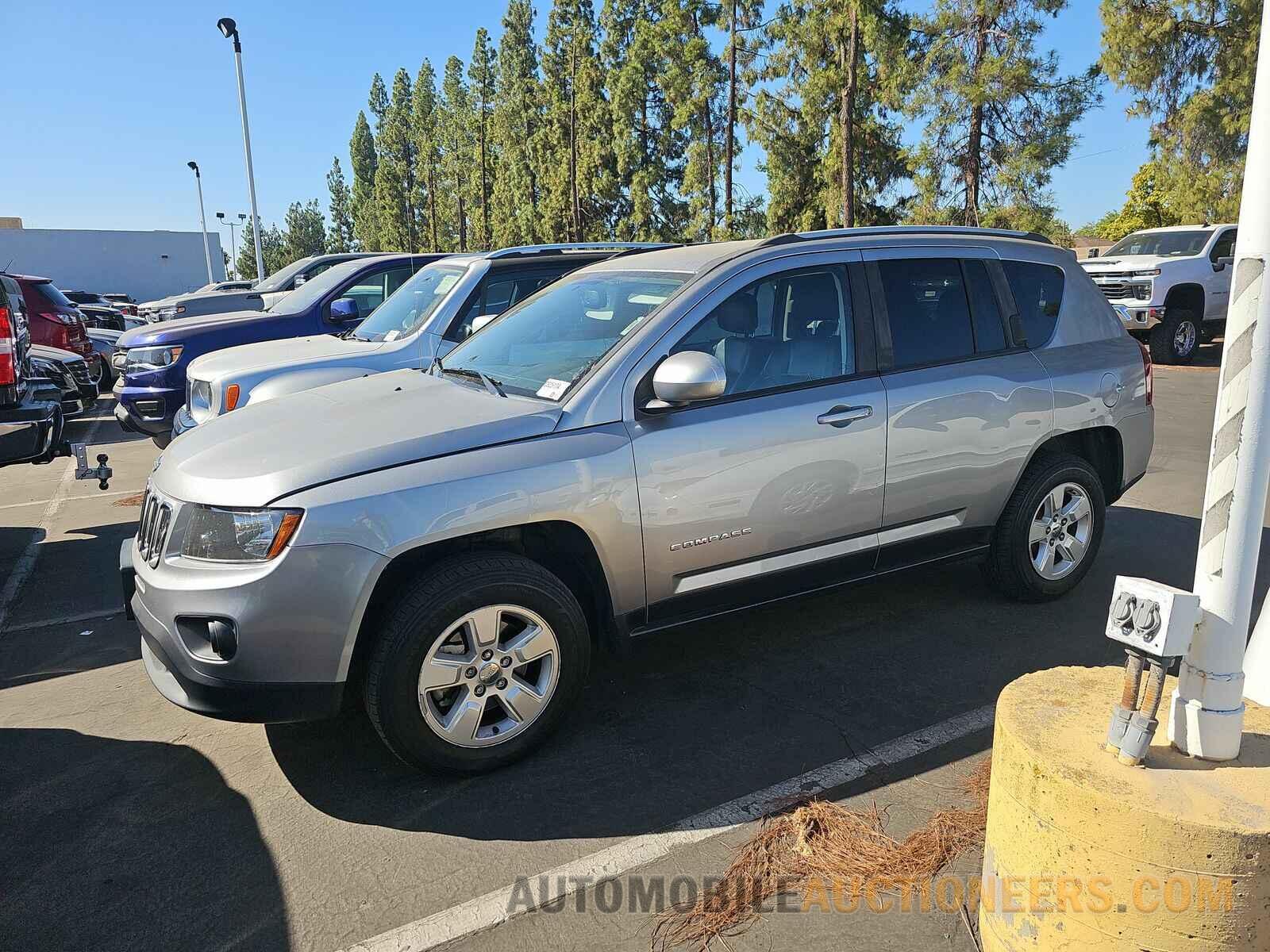 1C4NJCEA5GD793921 Jeep Compass 2016