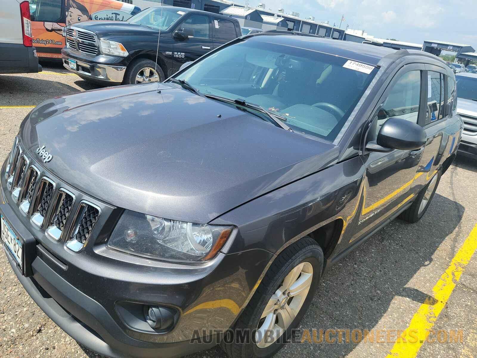 1C4NJDBB3GD549543 Jeep Compass 2016