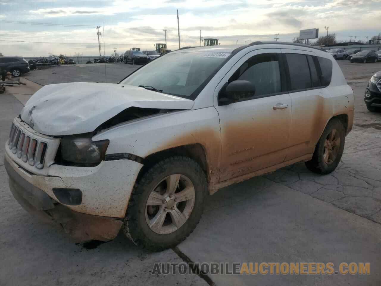 1C4NJDBB3GD799008 JEEP COMPASS 2016