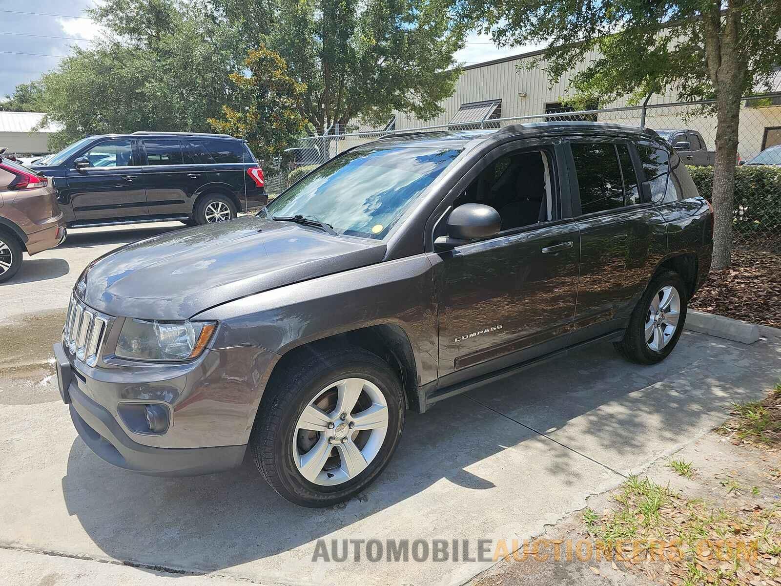 1C4NJDBB5GD617826 Jeep Compass 2016