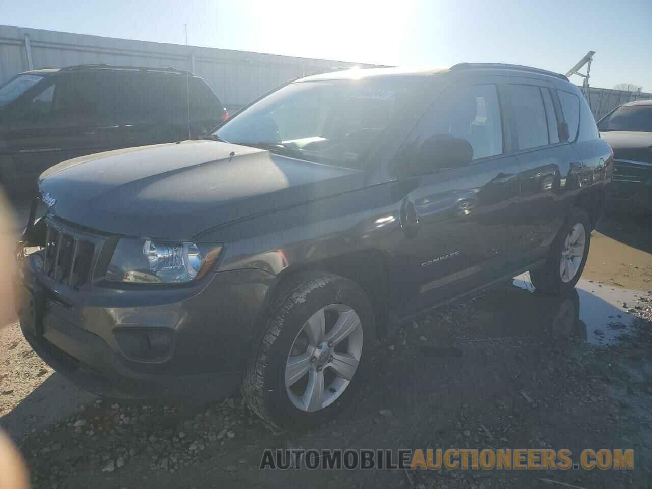 1C4NJDBB8GD778834 JEEP COMPASS 2016