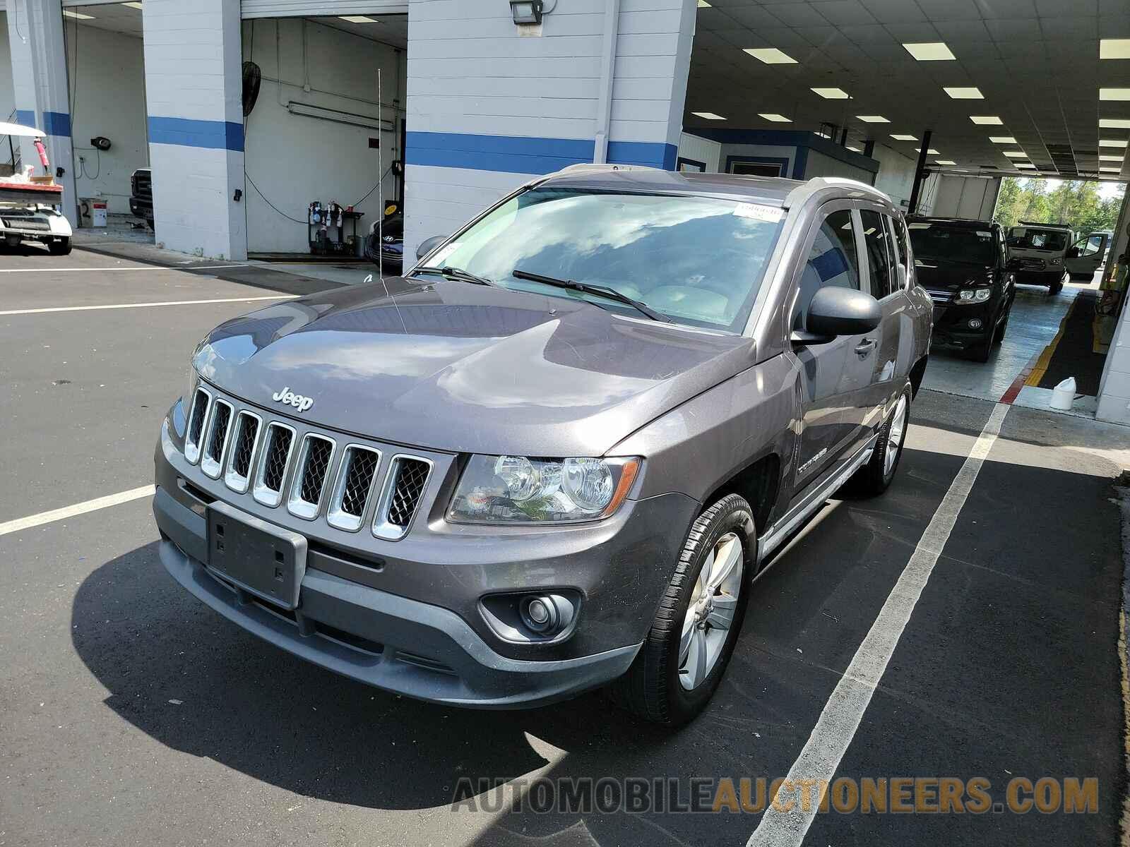 1C4NJDBBXHD100054 Jeep Compass 2017