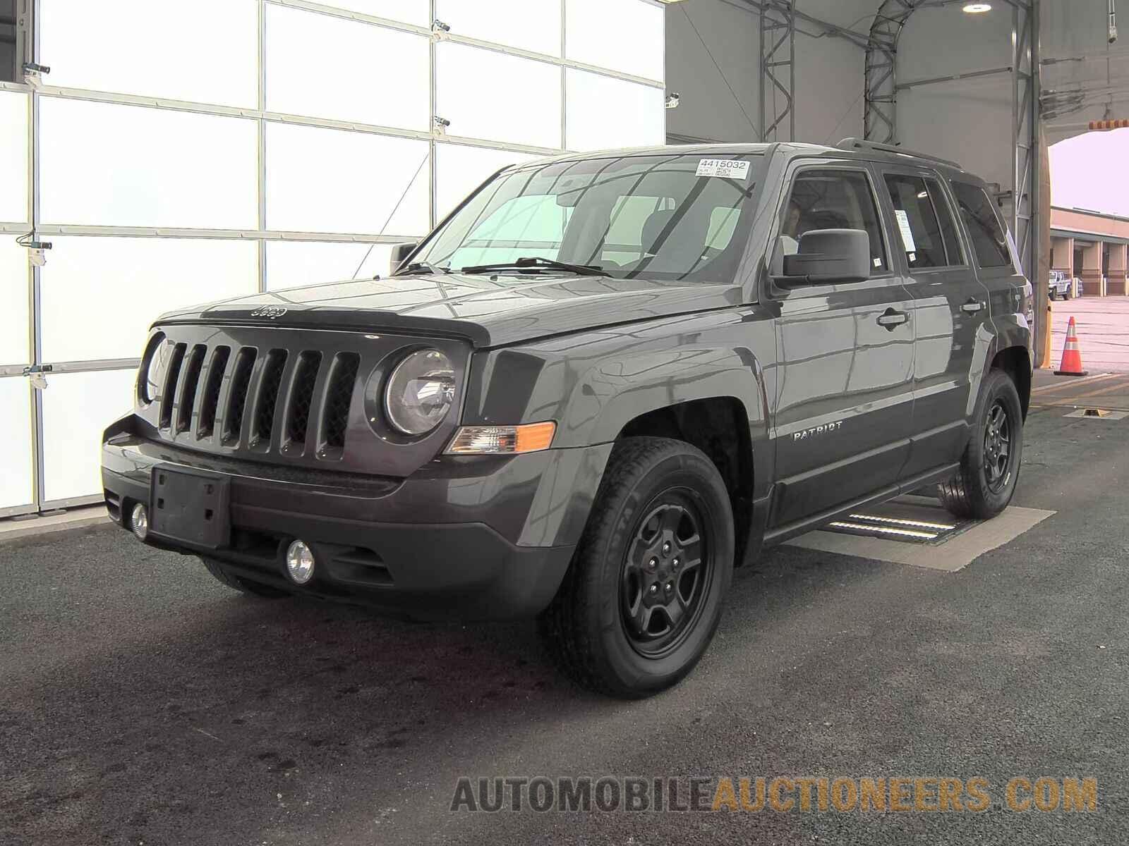 1C4NJPBB1FD368246 Jeep Patriot 2015