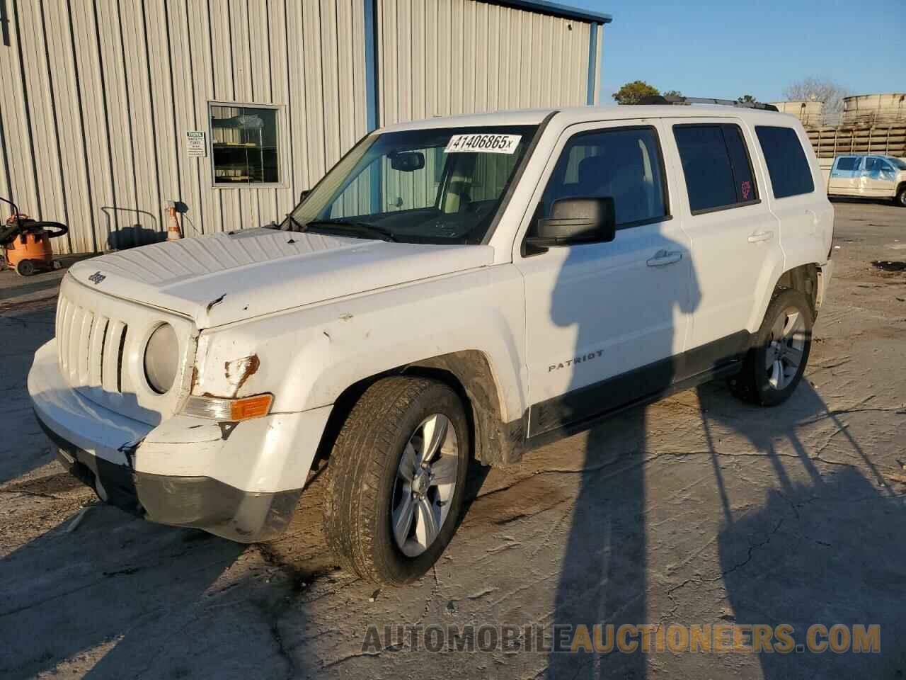 1C4NJPCB9ED570300 JEEP PATRIOT 2014