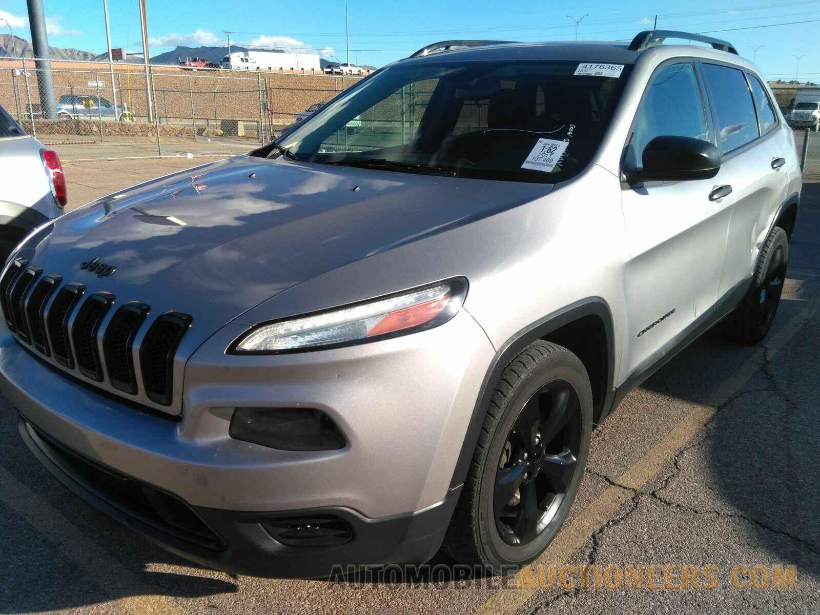 1C4PJLAB8HD237692 Jeep Cherokee 2017