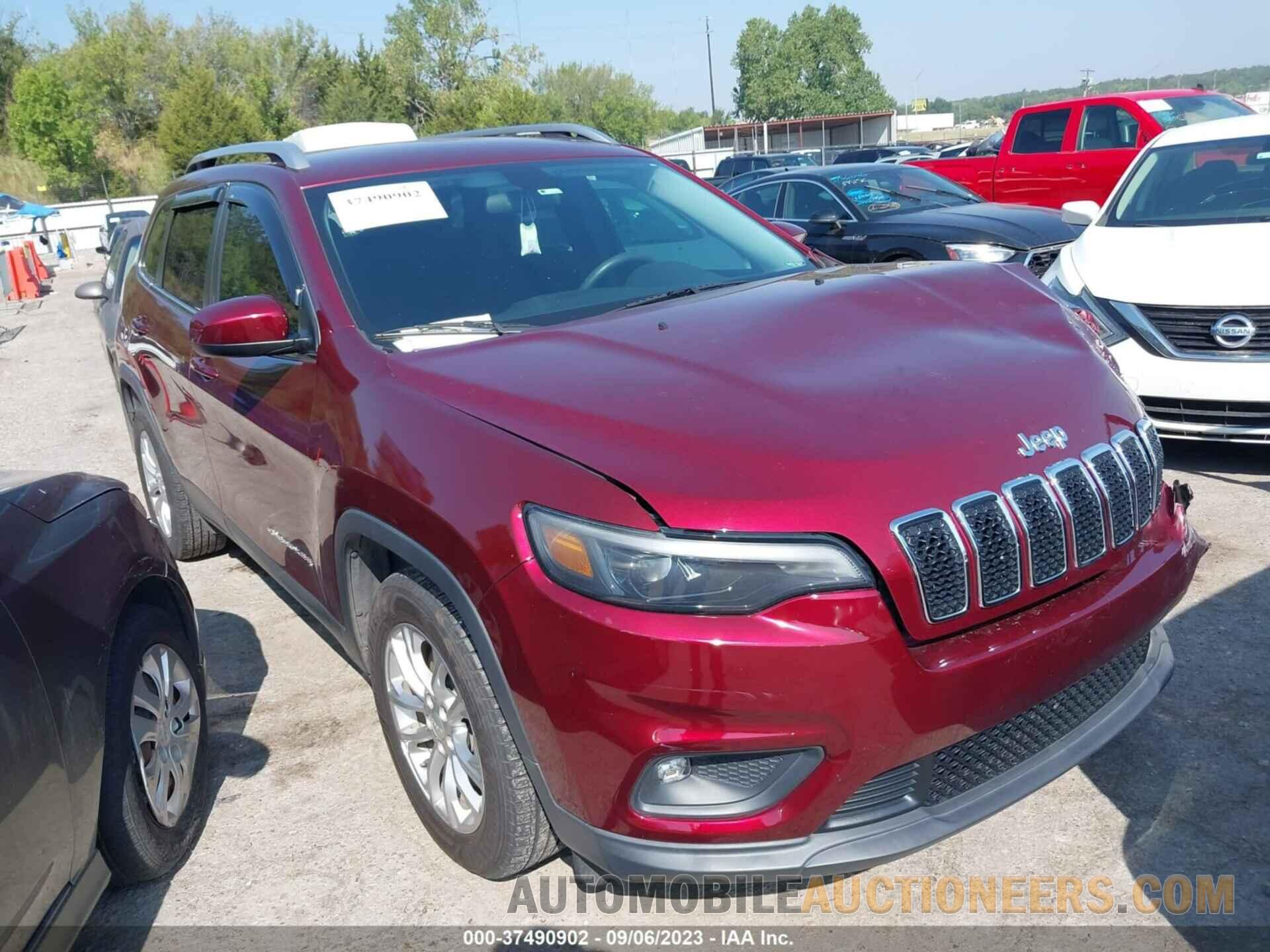 1C4PJLCB0KD313006 JEEP CHEROKEE 2019