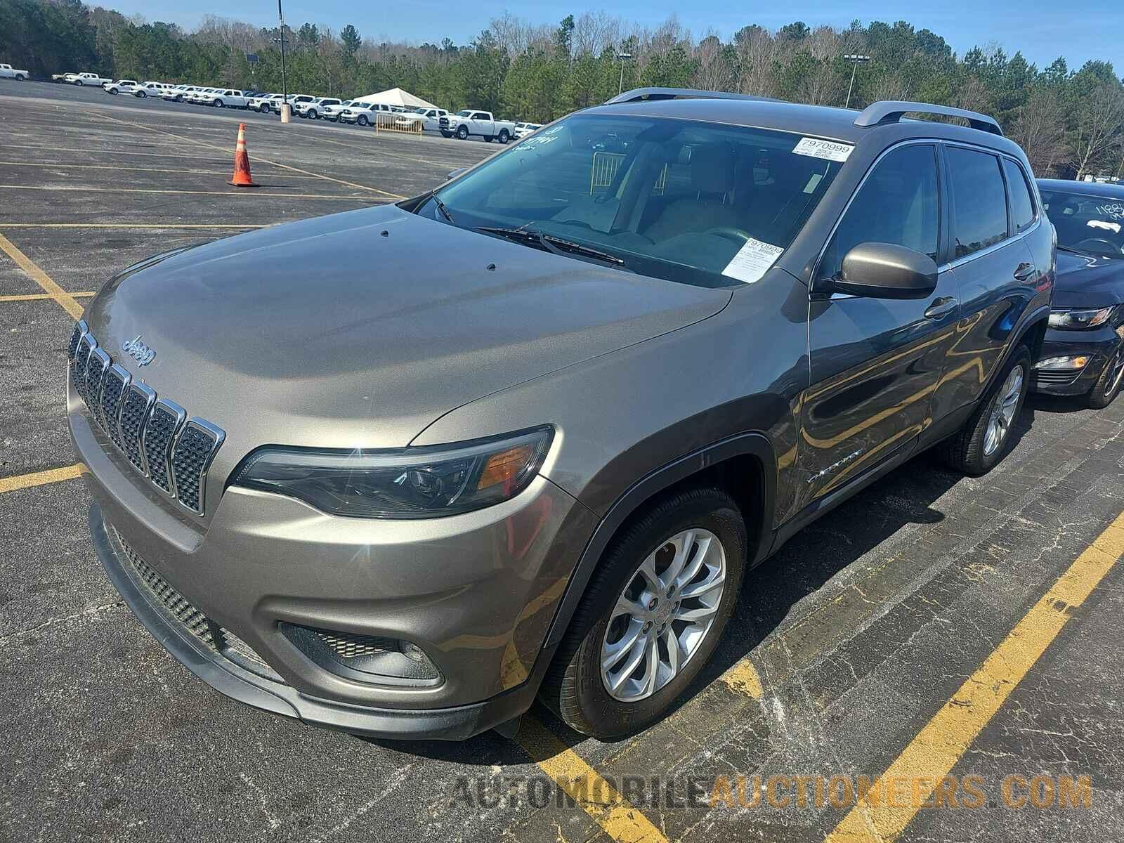 1C4PJLCB1KD147904 Jeep Cherokee 2019