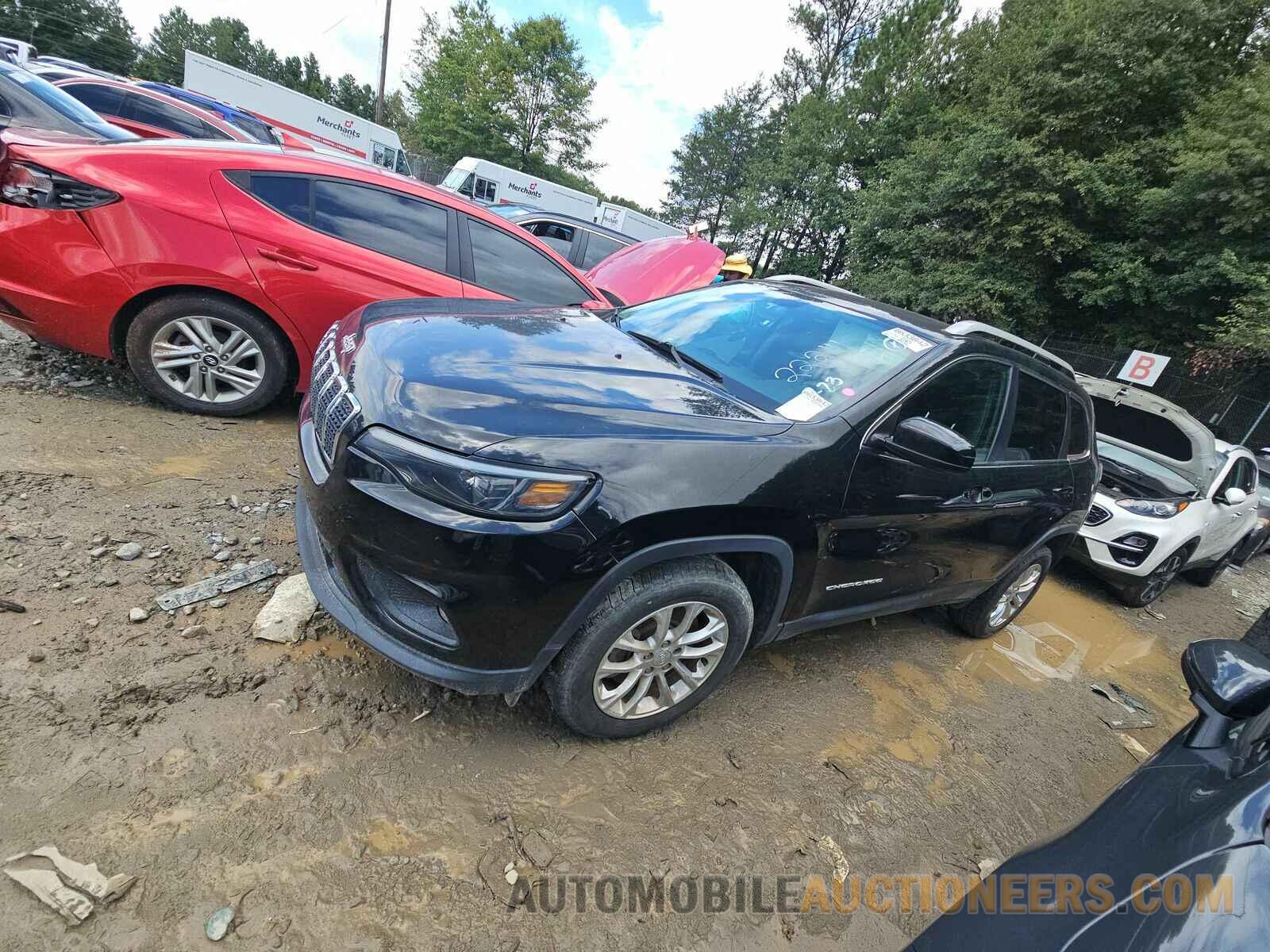 1C4PJLCB2KD222111 Jeep Cherokee 2019