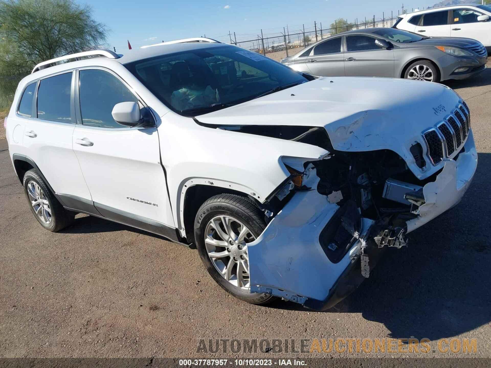 1C4PJLCB2KD248028 JEEP CHEROKEE 2019