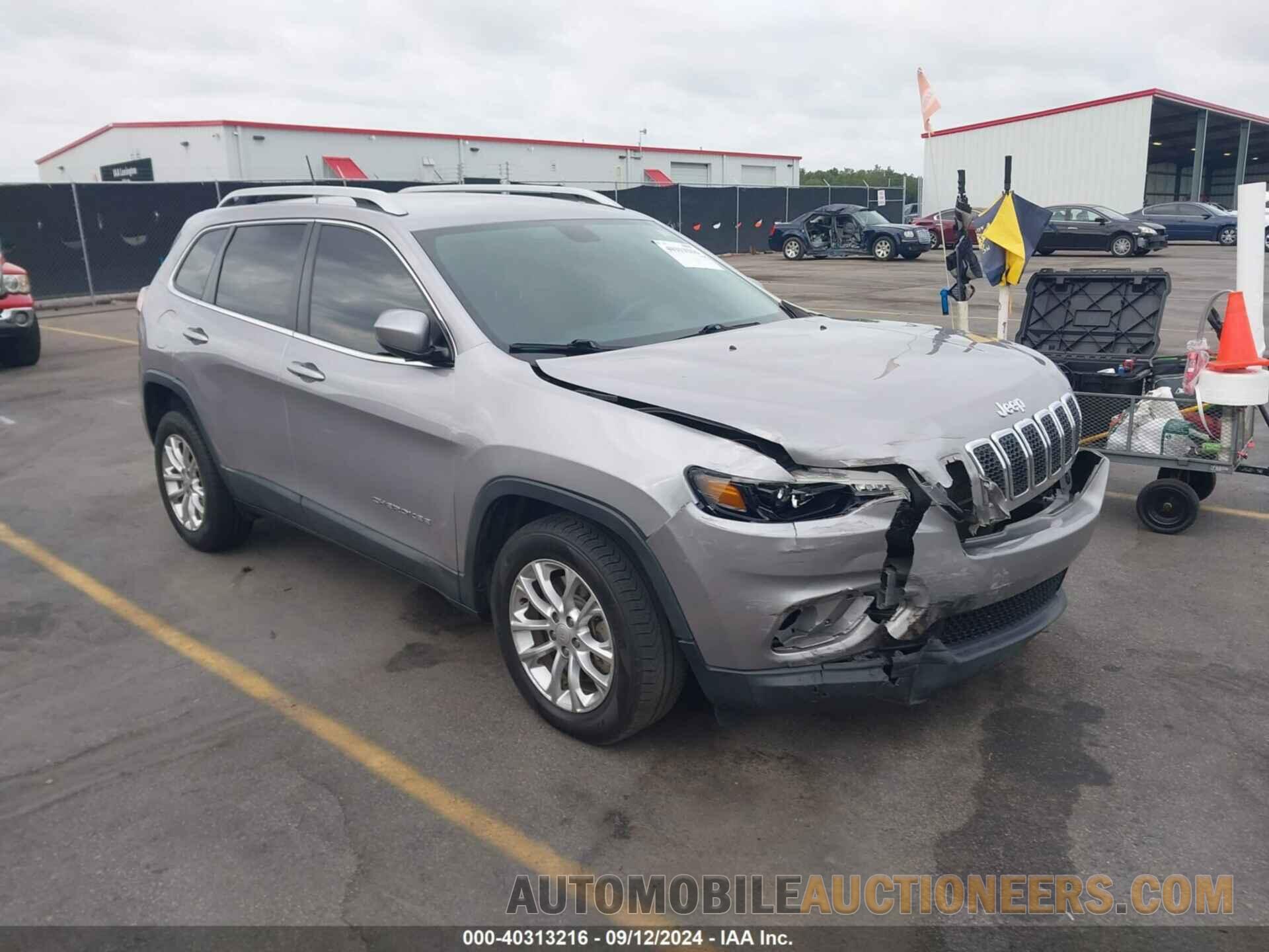 1C4PJLCB2KD285130 JEEP CHEROKEE 2019