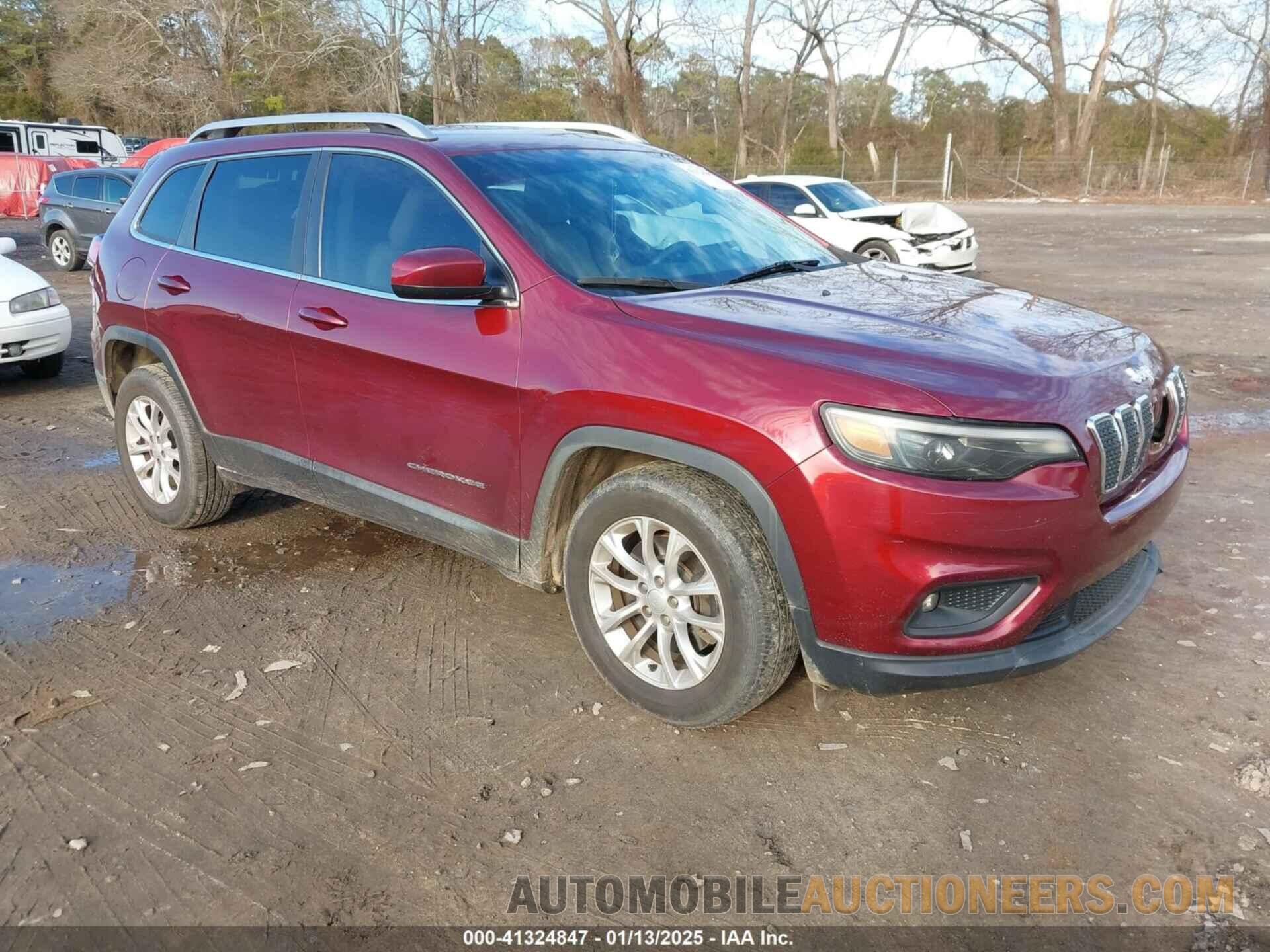 1C4PJLCB2KD340479 JEEP CHEROKEE 2019