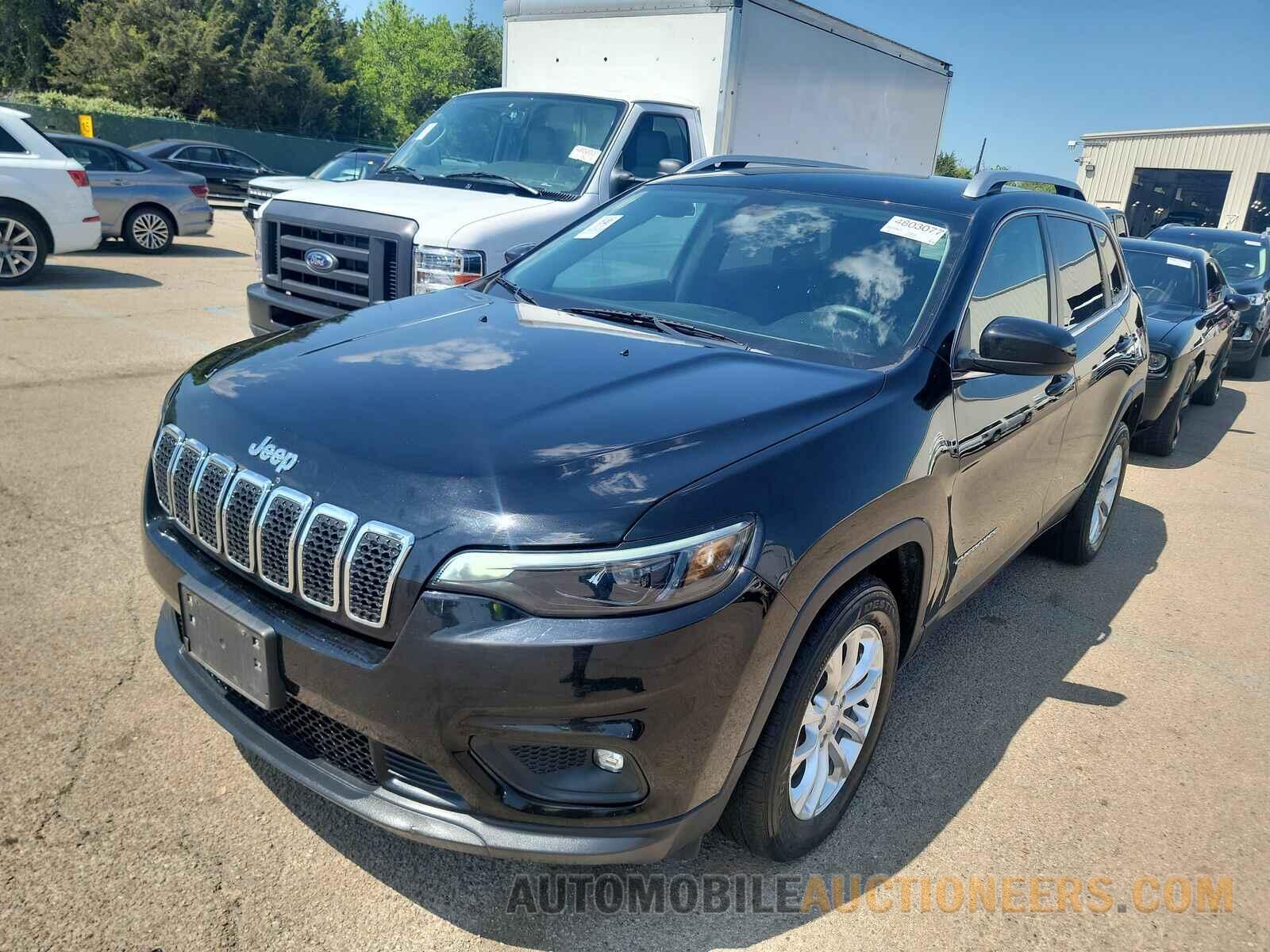 1C4PJLCB3KD240732 Jeep Cherokee 2019