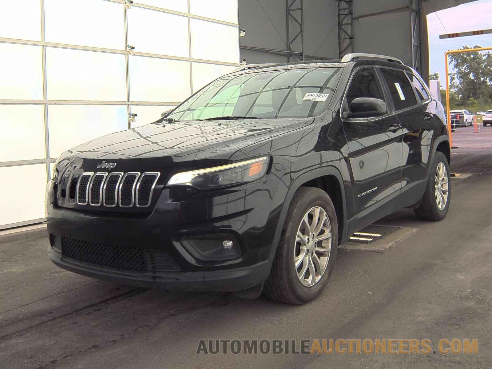 1C4PJLCB3KD357744 Jeep Cherokee 2019