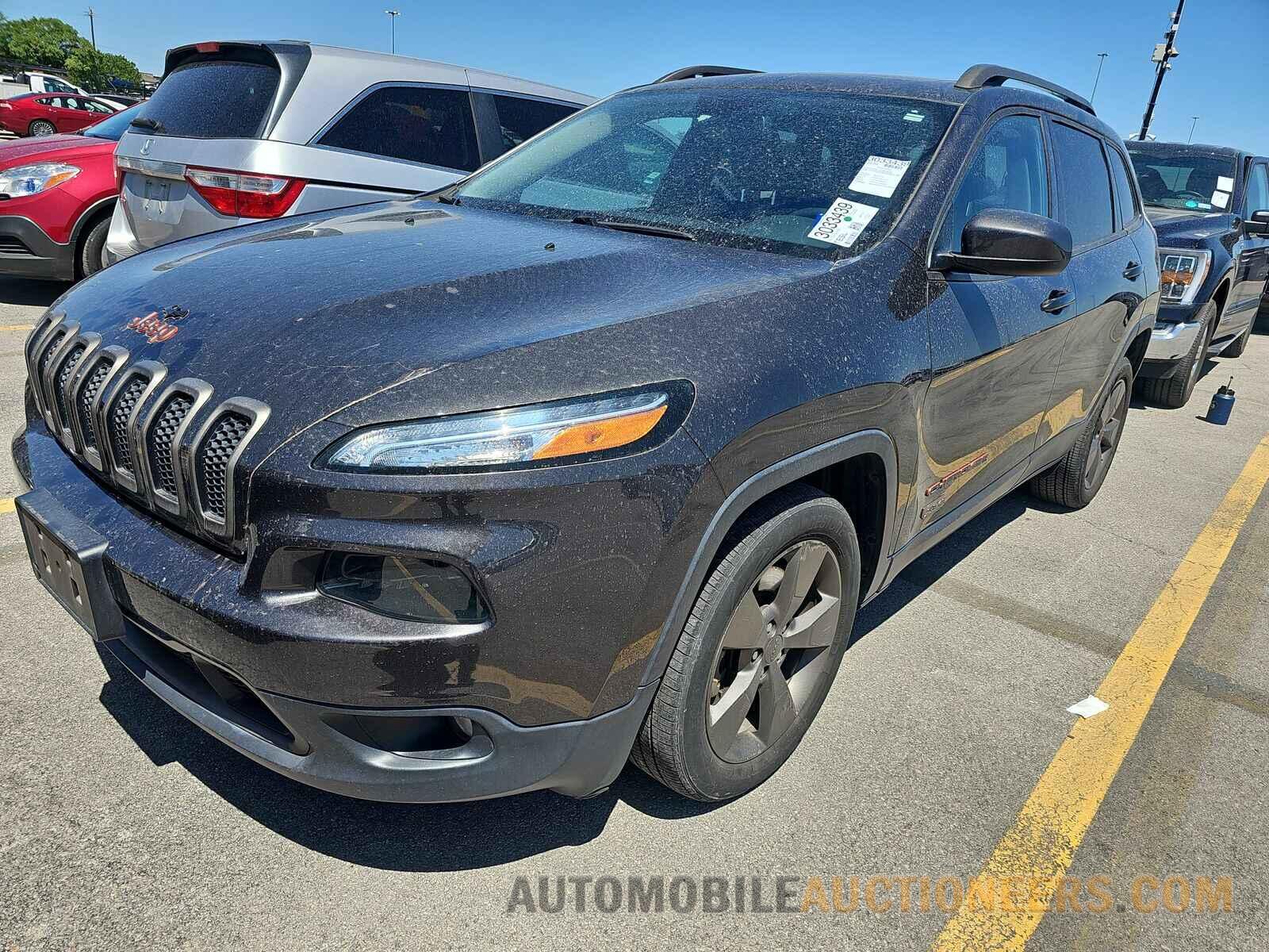 1C4PJLCB4GW323792 Jeep Cherokee 2016