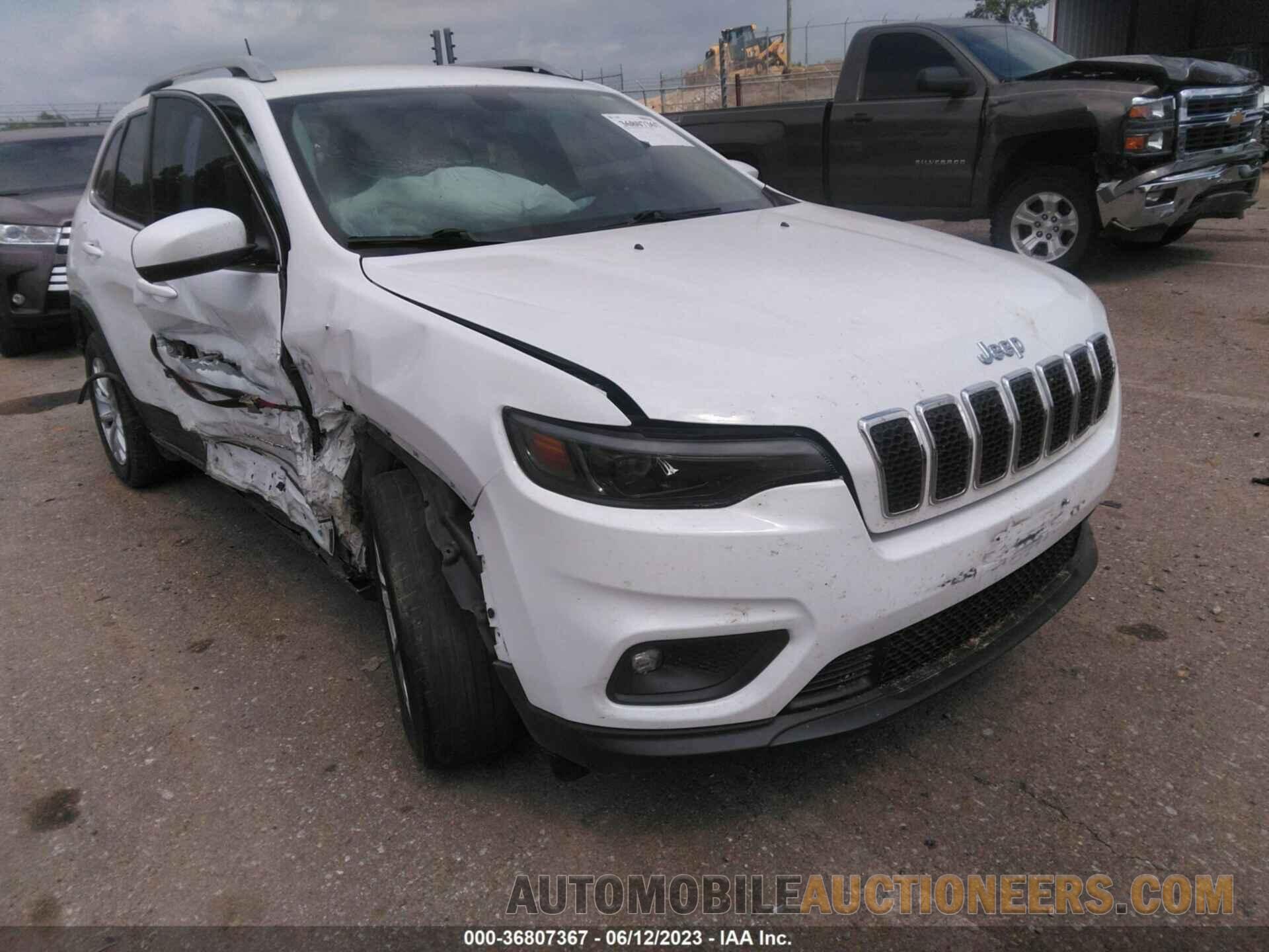 1C4PJLCB4KD263209 JEEP CHEROKEE 2019