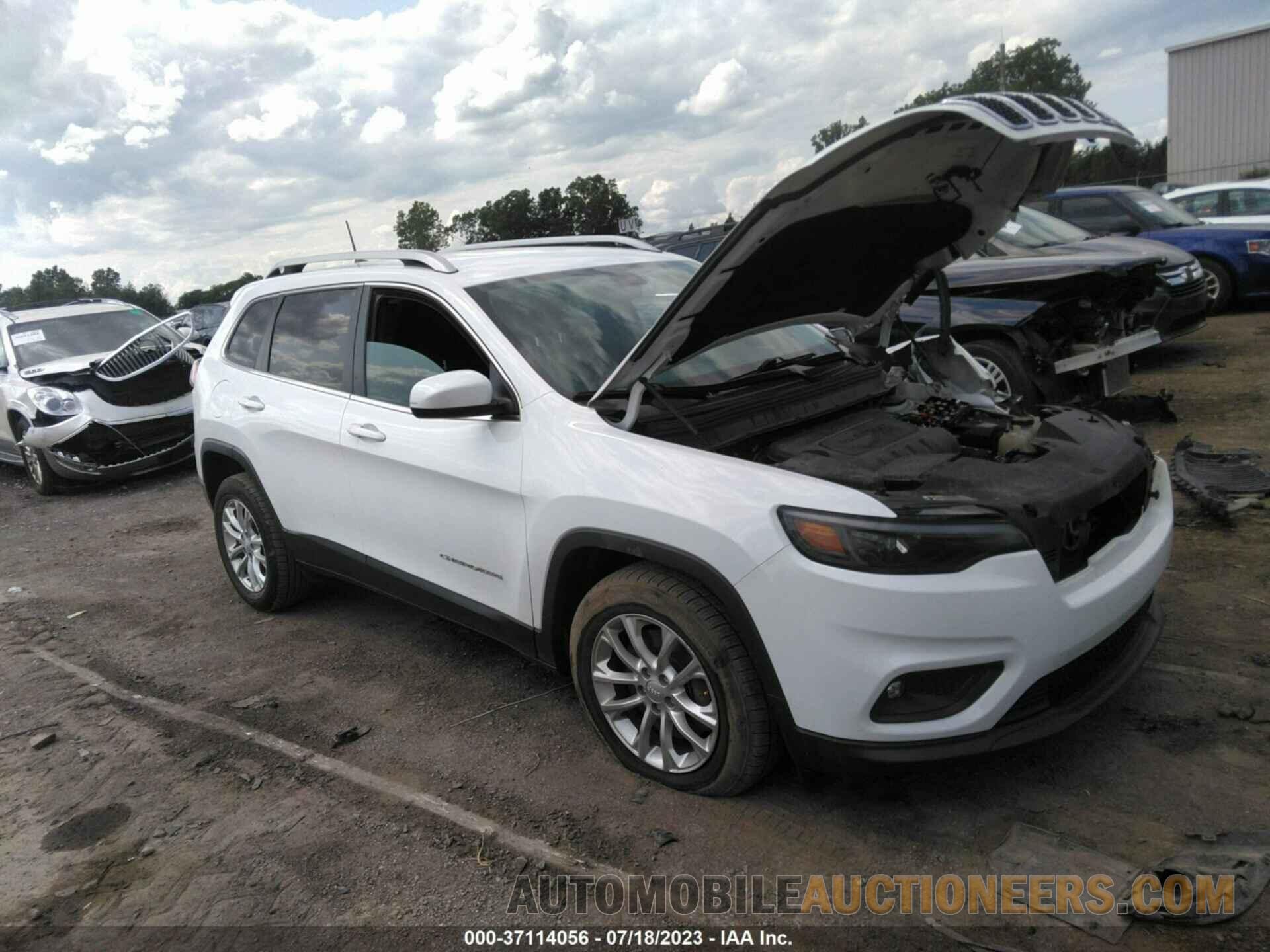 1C4PJLCB4KD267129 JEEP CHEROKEE 2019