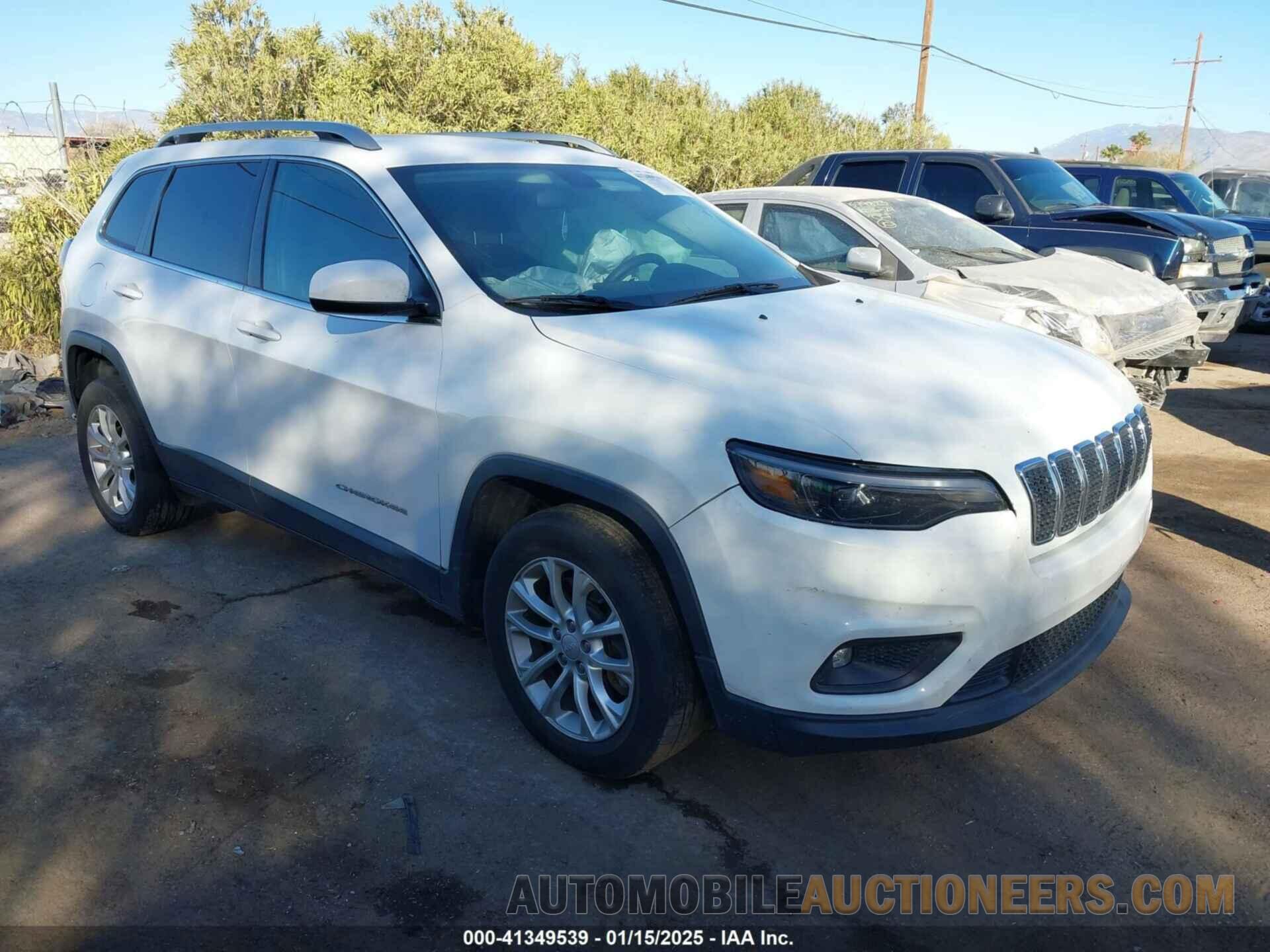 1C4PJLCB4KD312263 JEEP CHEROKEE 2019