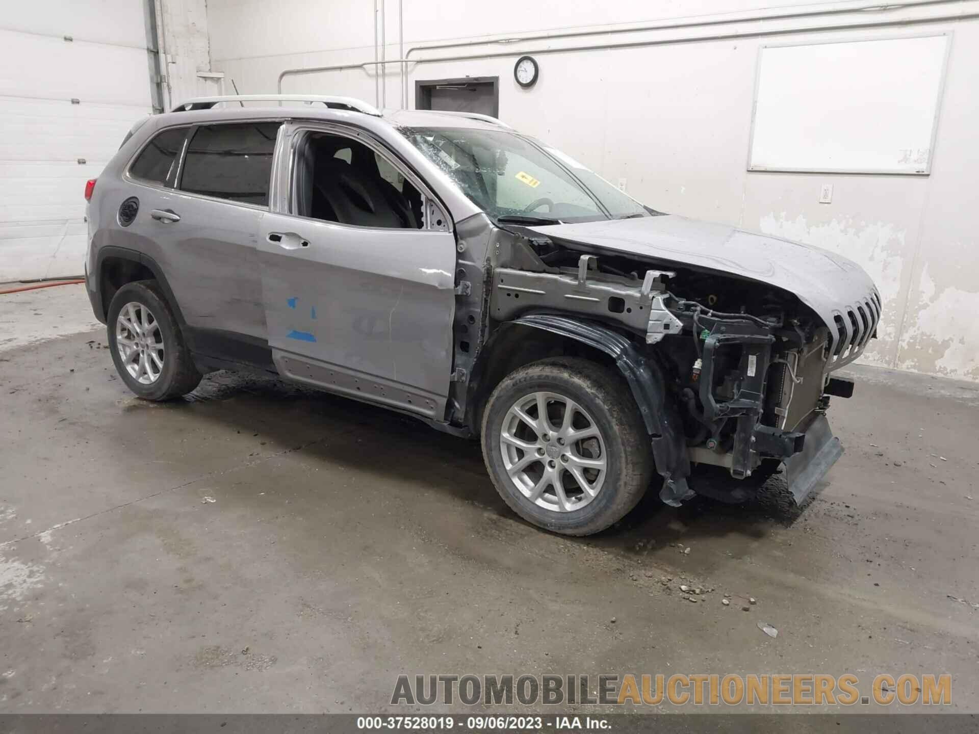 1C4PJLCB5JD573447 JEEP CHEROKEE 2018