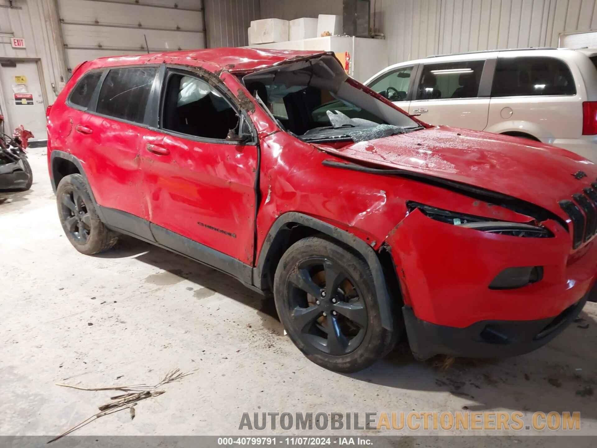 1C4PJLCB5JD620718 JEEP CHEROKEE 2018