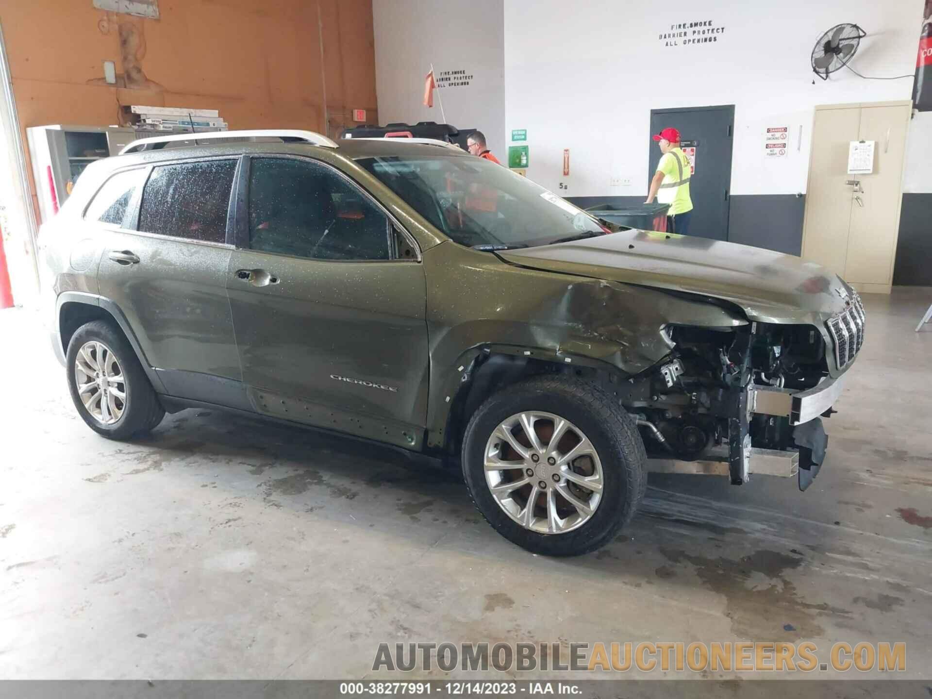 1C4PJLCB5KD164575 JEEP CHEROKEE 2019