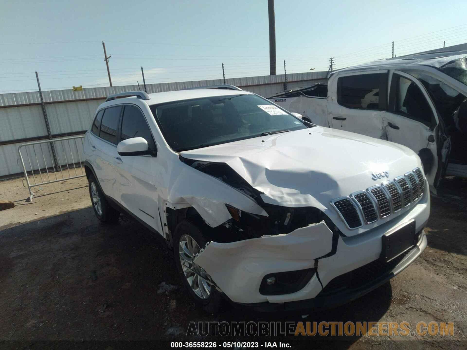 1C4PJLCB6KD359097 JEEP CHEROKEE 2019