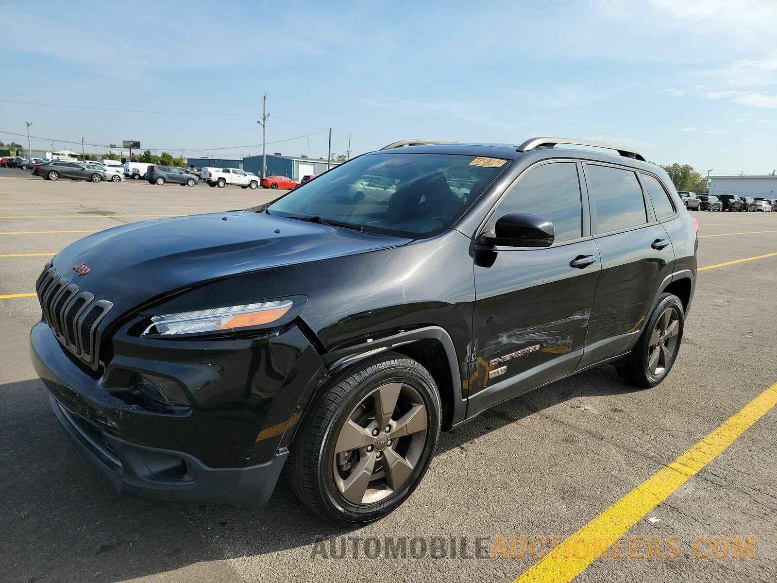 1C4PJLCB8HW514195 Jeep Cherokee 2017