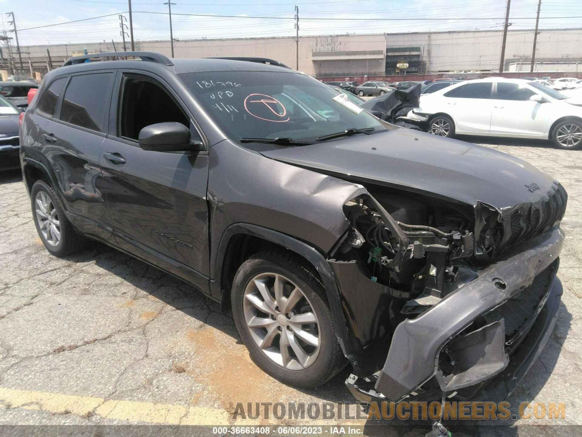 1C4PJLCB8JD615366 JEEP CHEROKEE 2018