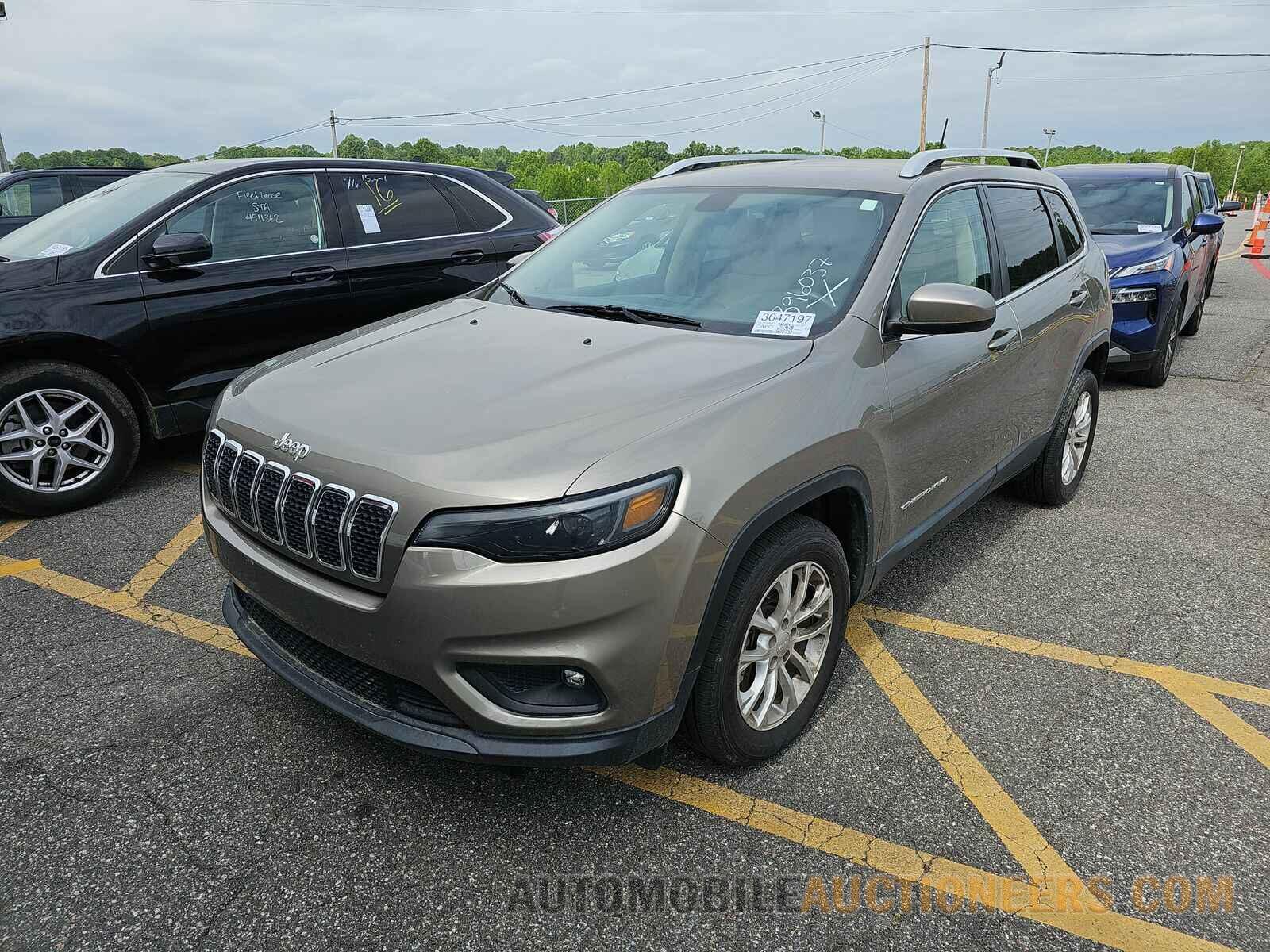 1C4PJLCB8KD396037 Jeep Cherokee 2019