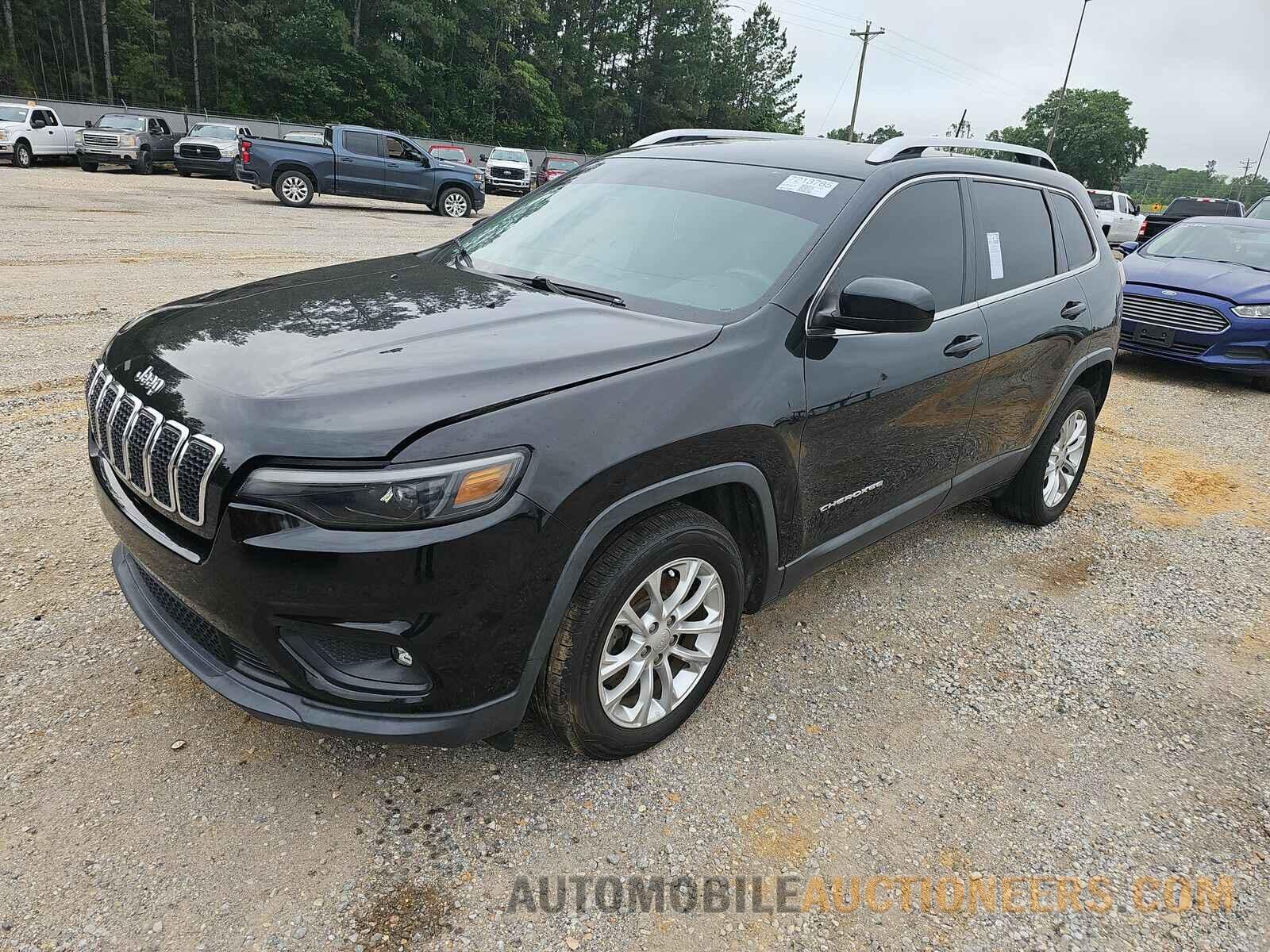 1C4PJLCB9KD266719 Jeep Cherokee 2019