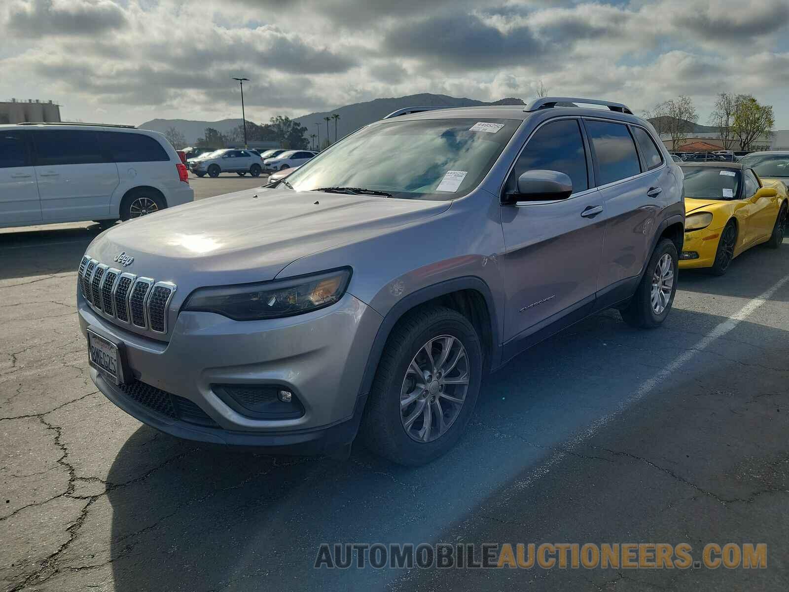 1C4PJLCB9KD331679 Jeep Cherokee 2019