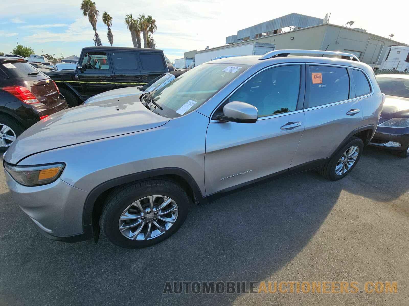 1C4PJLLB2KD154120 Jeep Cherokee 2019