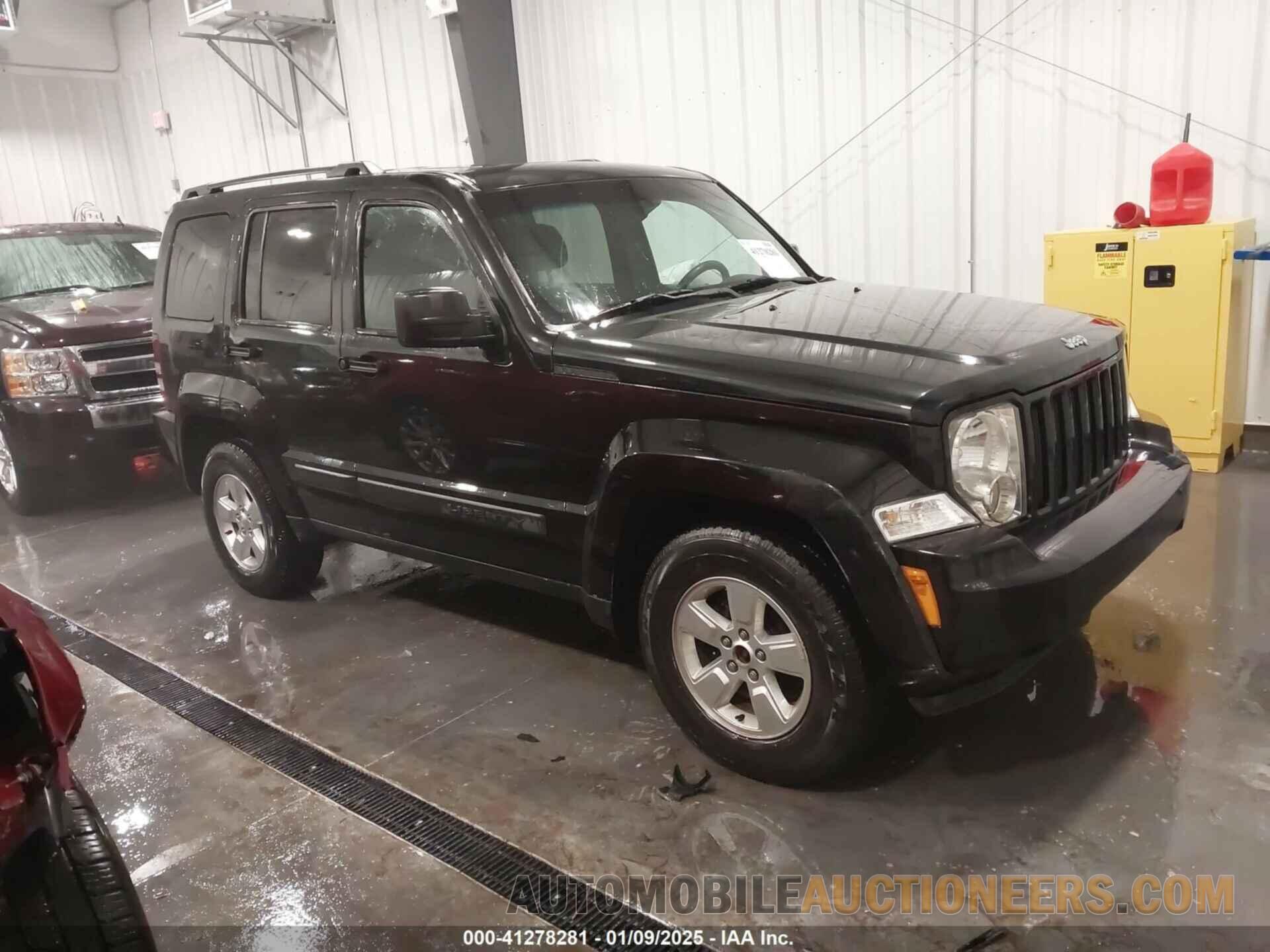 1C4PJMAK2CW136702 JEEP LIBERTY 2012