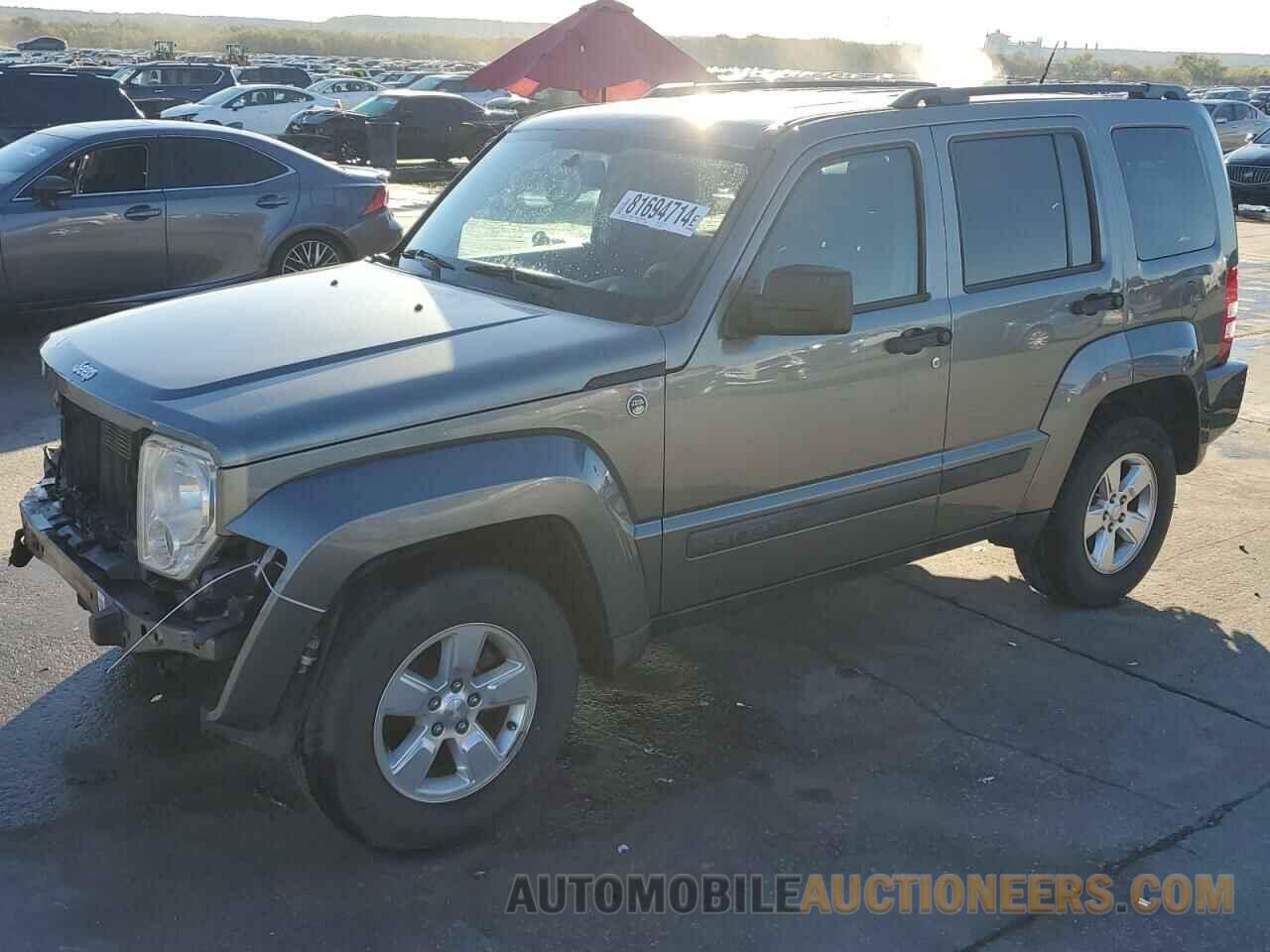 1C4PJMAK5CW153798 JEEP LIBERTY 2012