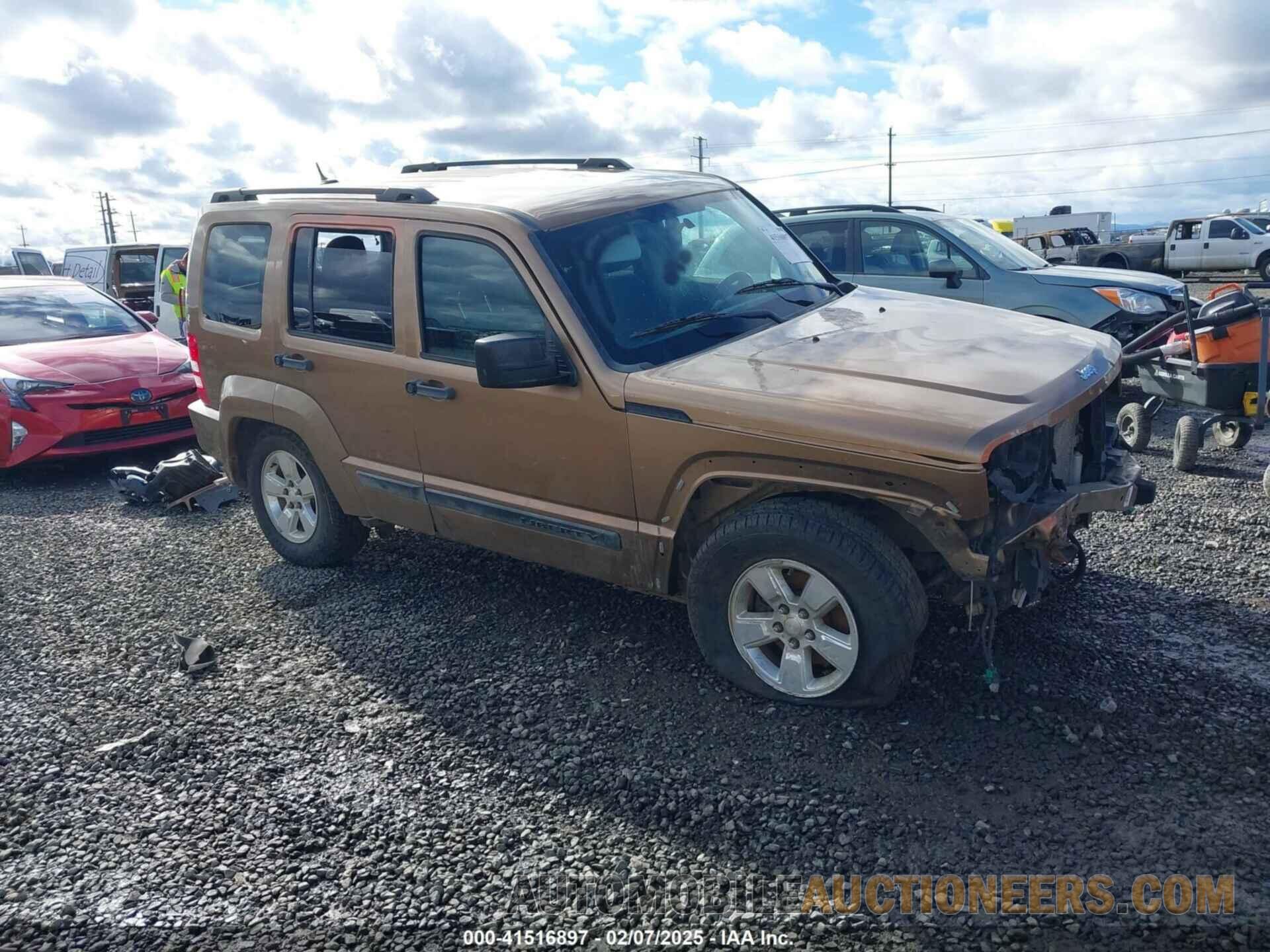 1C4PJMAK8CW139832 JEEP LIBERTY 2012