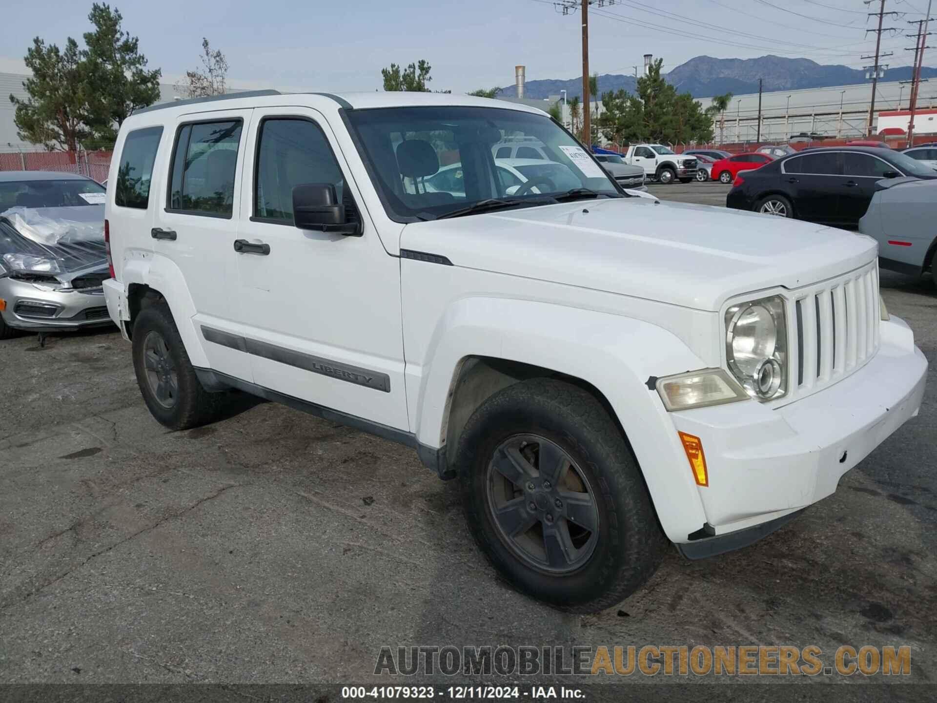 1C4PJMAK9CW105818 JEEP LIBERTY 2012