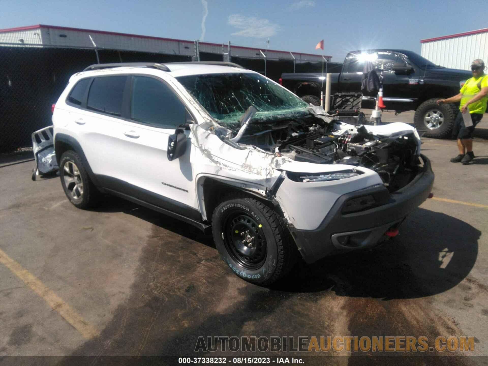 1C4PJMBB6JD608990 JEEP CHEROKEE 2018