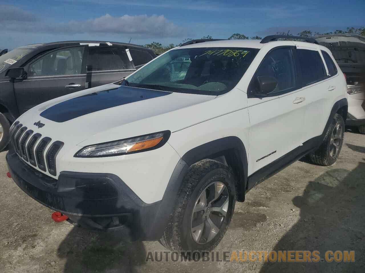 1C4PJMBS8HW587946 JEEP CHEROKEE 2017