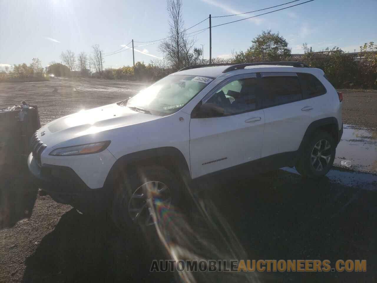 1C4PJMBX1JD581337 JEEP CHEROKEE 2018