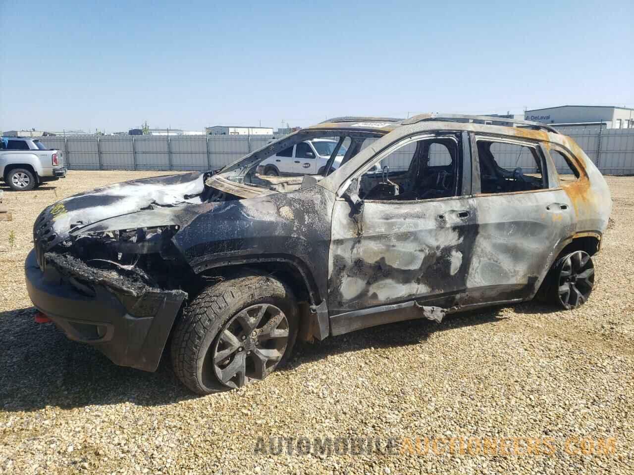 1C4PJMBX2JD581847 JEEP CHEROKEE 2018