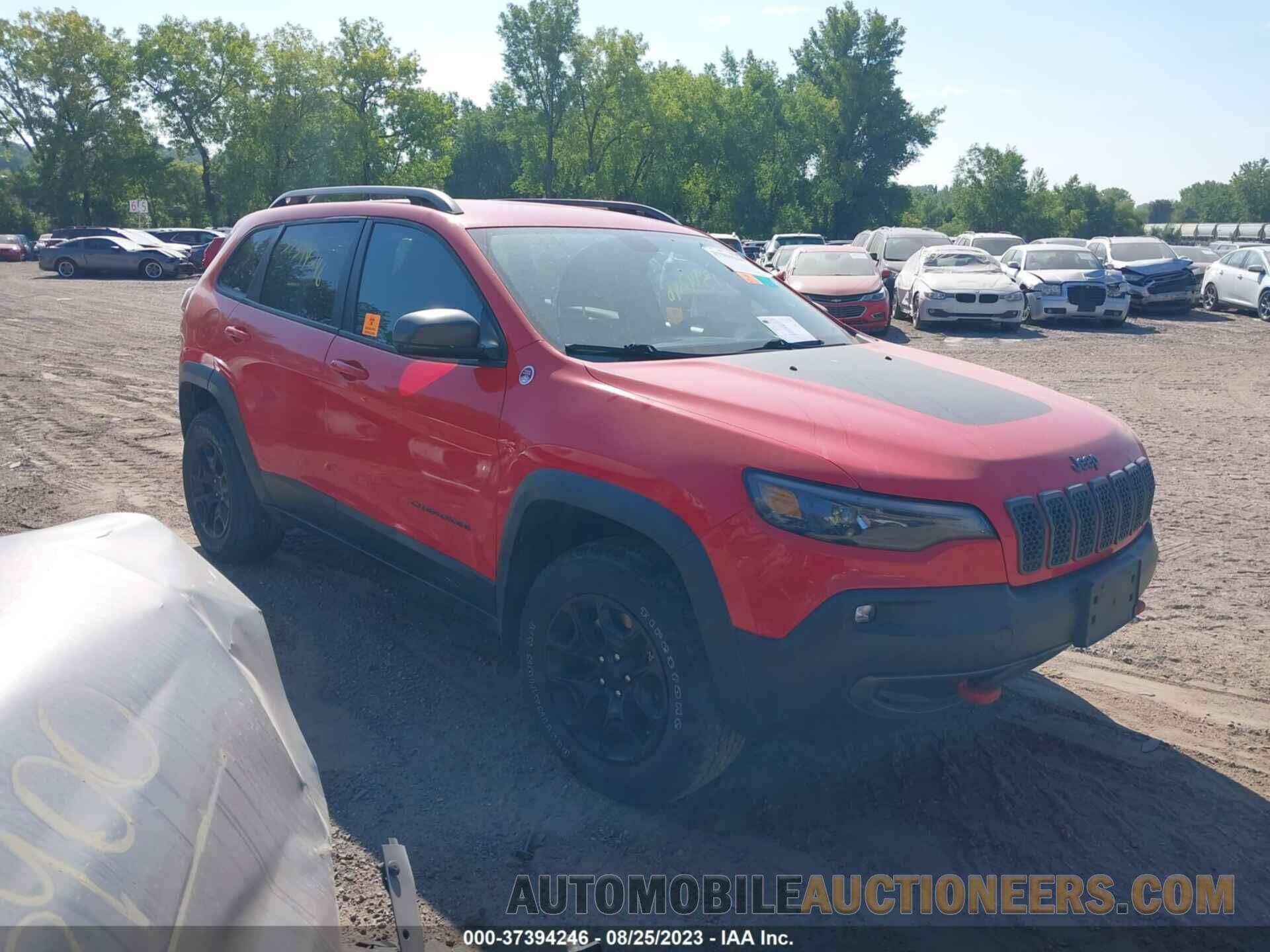 1C4PJMBX2KD268220 JEEP CHEROKEE 2019