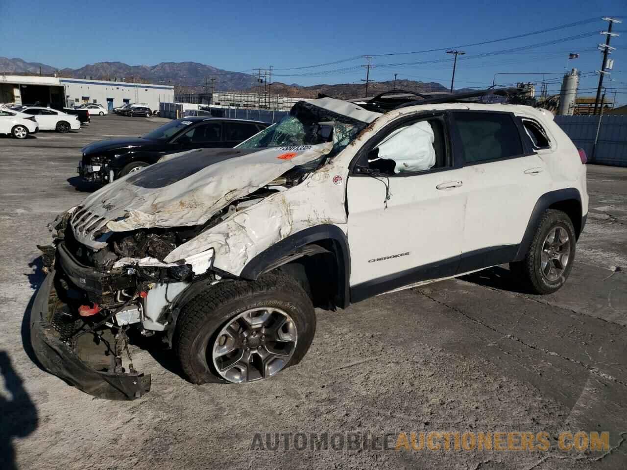 1C4PJMBX2KD346589 JEEP CHEROKEE 2019