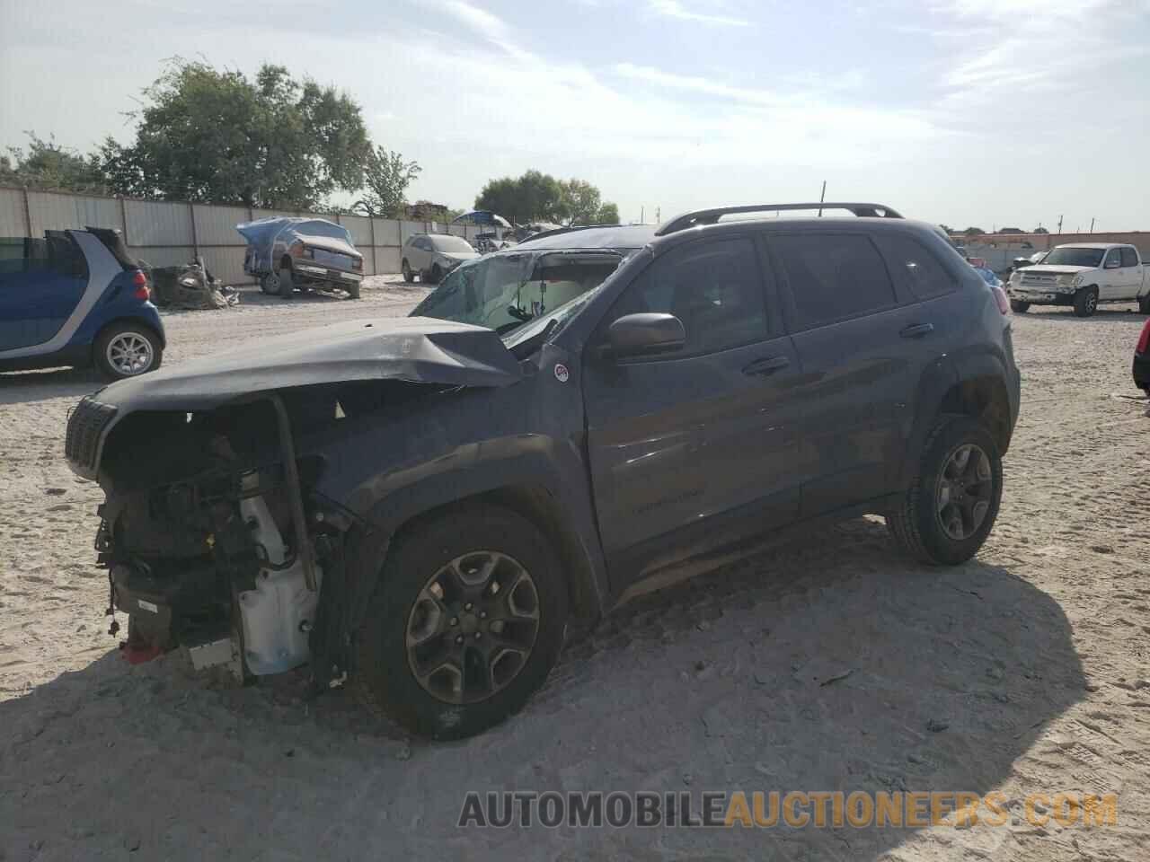 1C4PJMBX2KD397896 JEEP CHEROKEE 2019