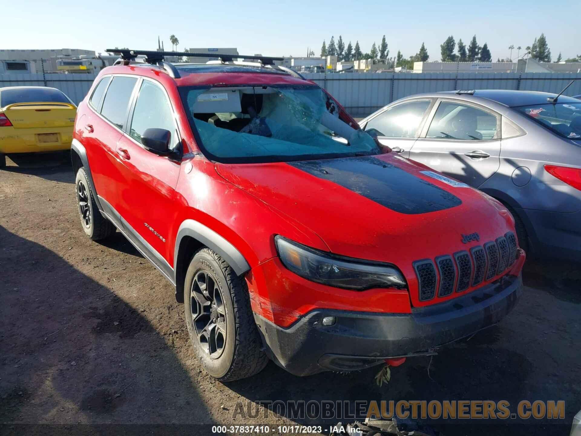 1C4PJMBX6KD102637 JEEP CHEROKEE 2019