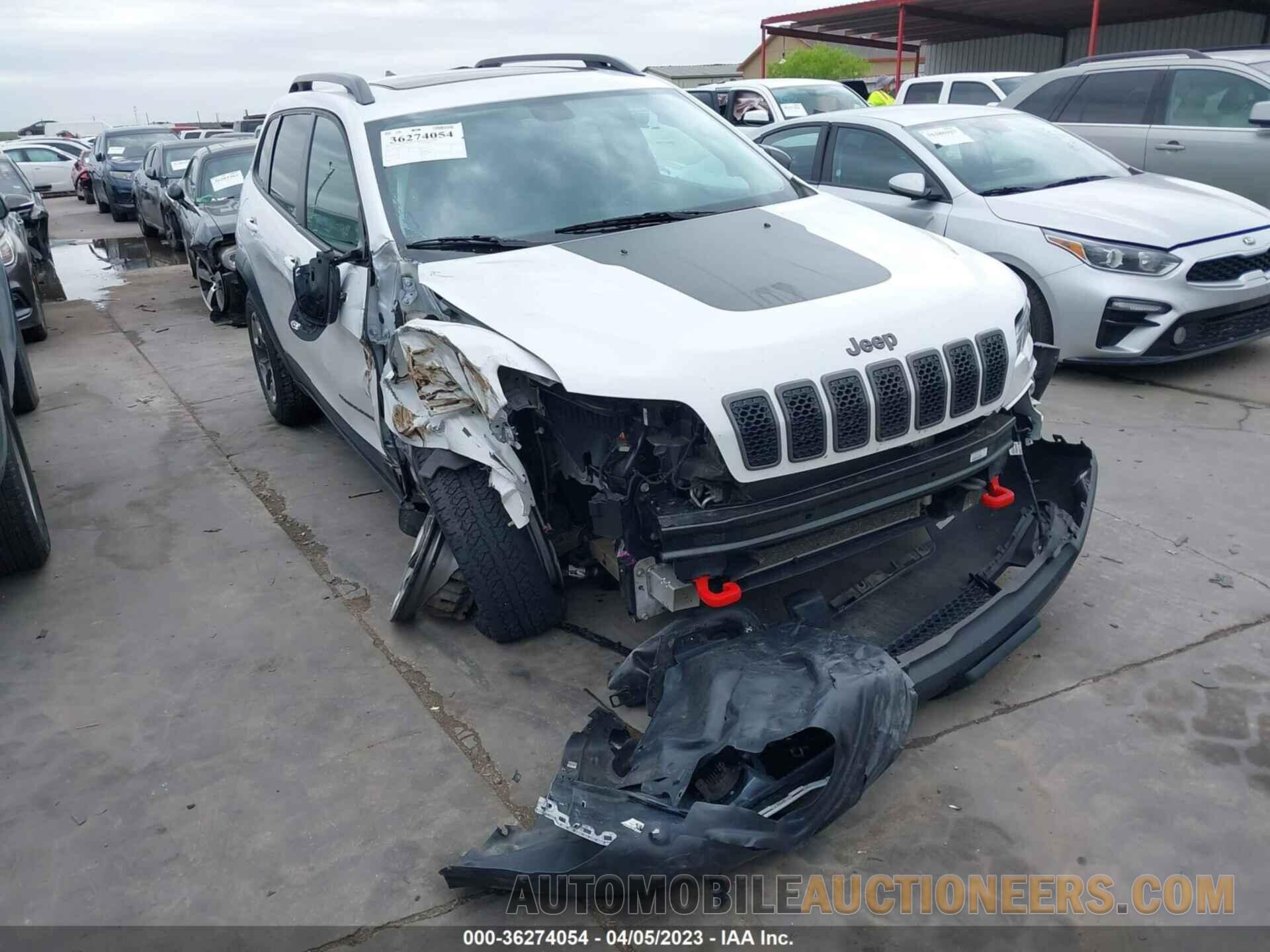 1C4PJMBX6KD301669 JEEP CHEROKEE 2019