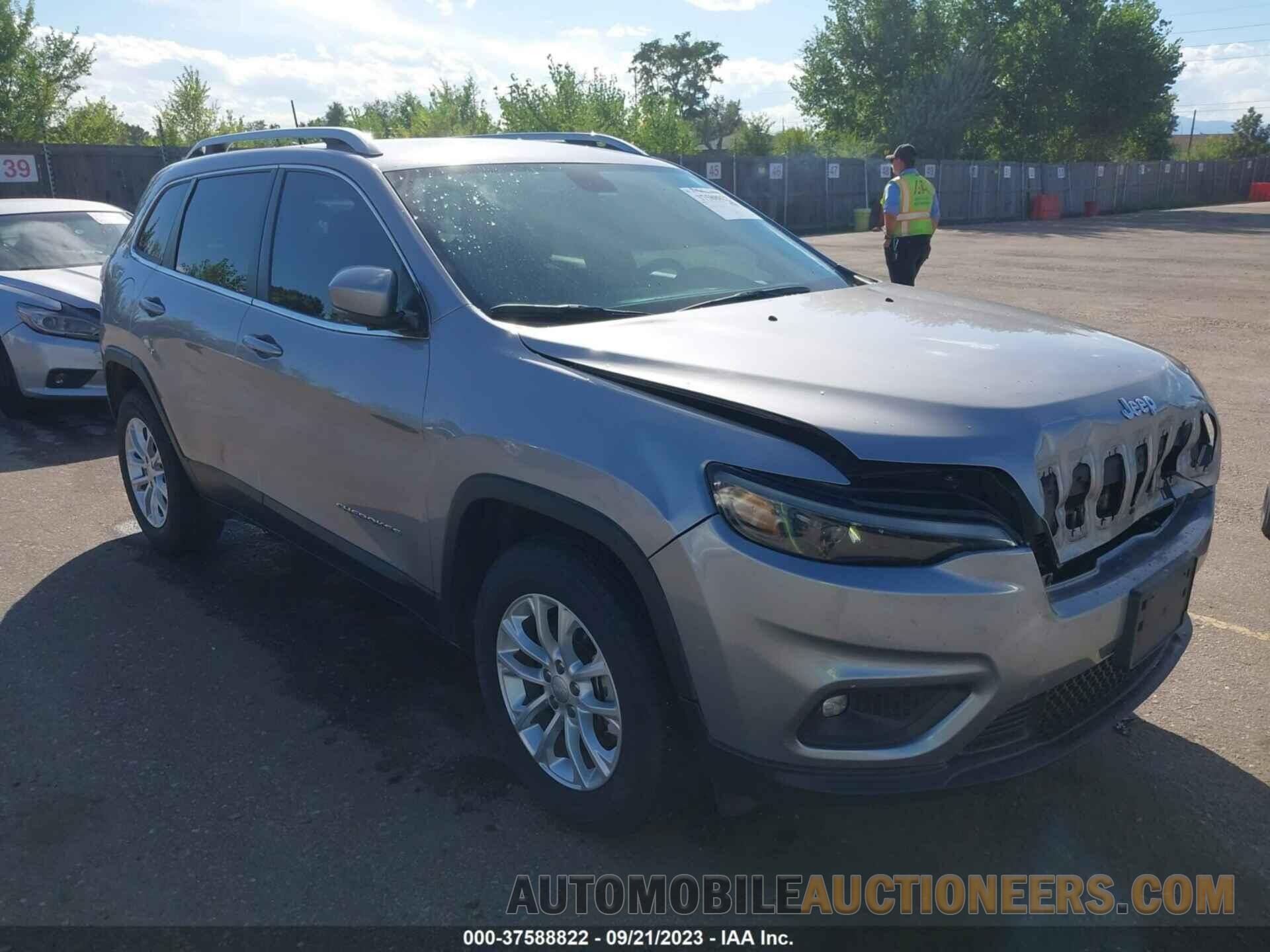 1C4PJMCB3KD354896 JEEP CHEROKEE 2019